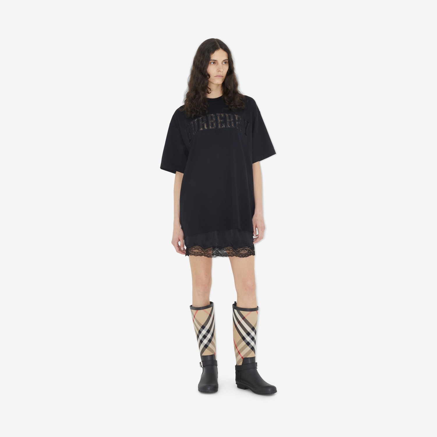 Oversize-T-Shirt aus Baumwolle mit Spitzenlogo (Schwarz) - Damen | Burberry®