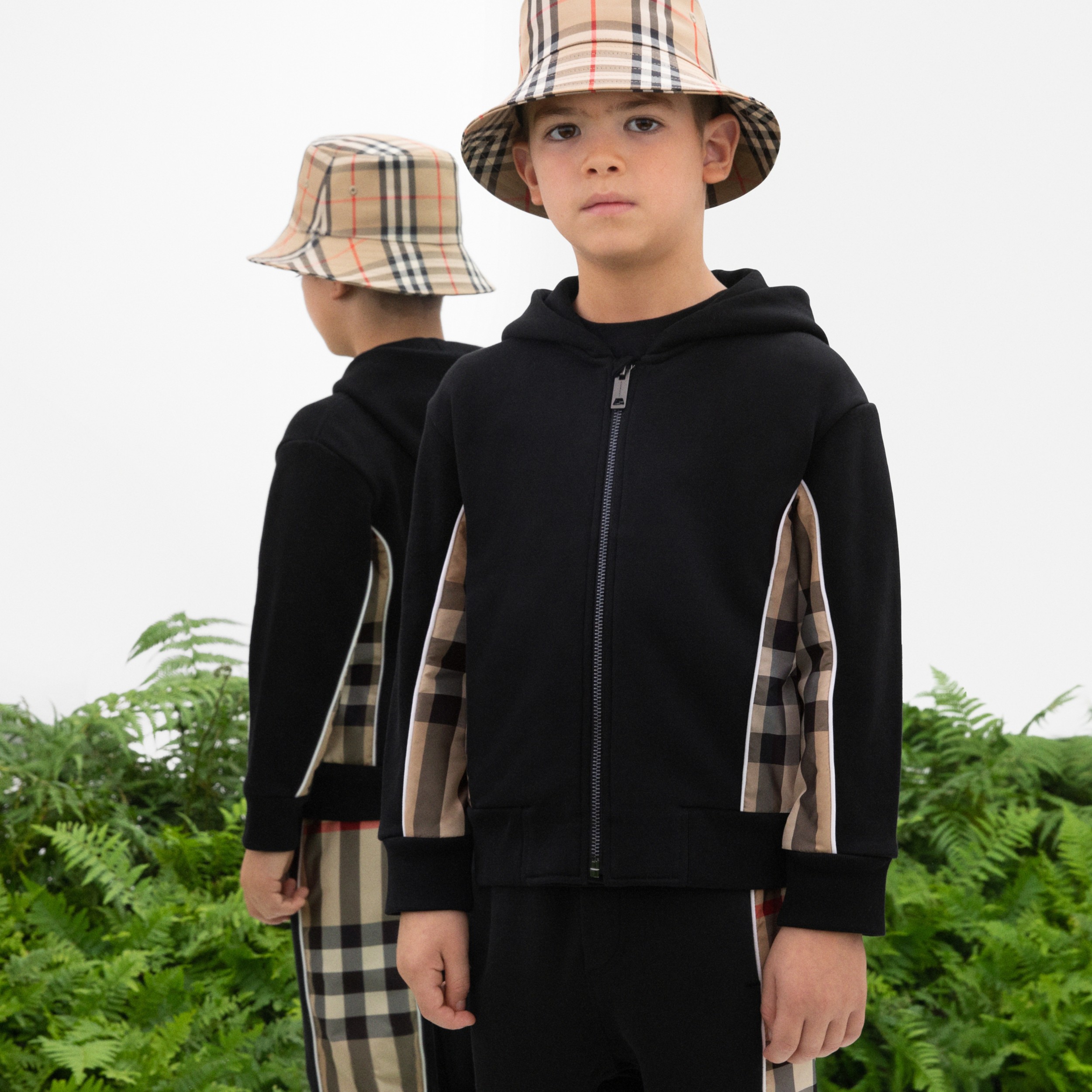 ヴィンテージチェック テクニカルコットン バケットハット (アーカイブベージュ) - チルドレンズ | Burberry®公式サイト ヴィンテージチェック テクニカルコットン バケットハット (アーカイブベージュ) - チルドレンズ | Burberry®公式サイト