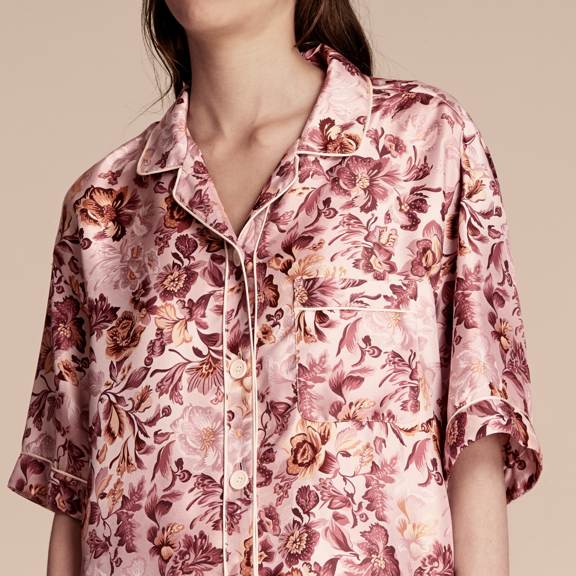 Short-sleeved Floral Print Silk Pyjama-style Shirt in Pink Heather ...