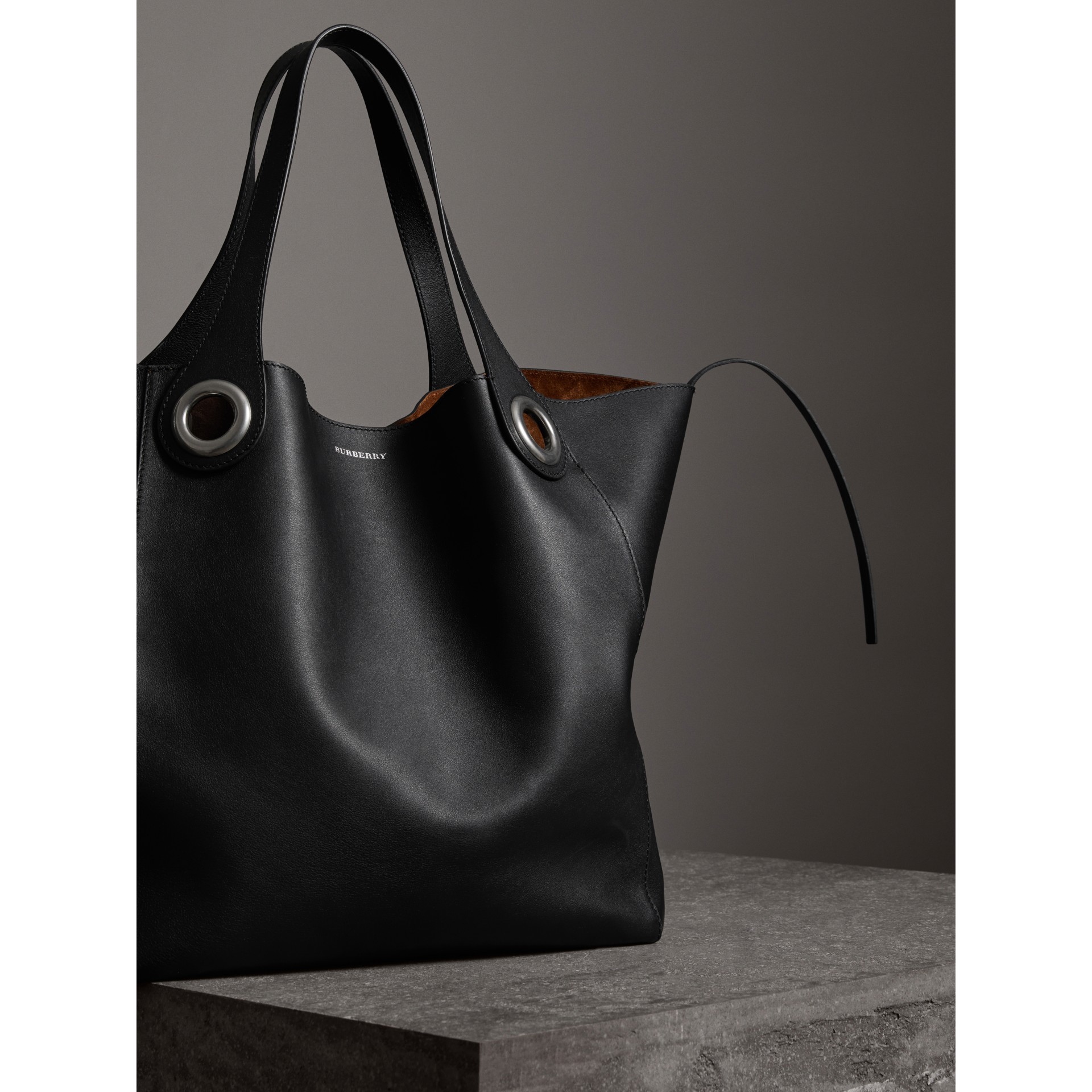 burberry large leather tote