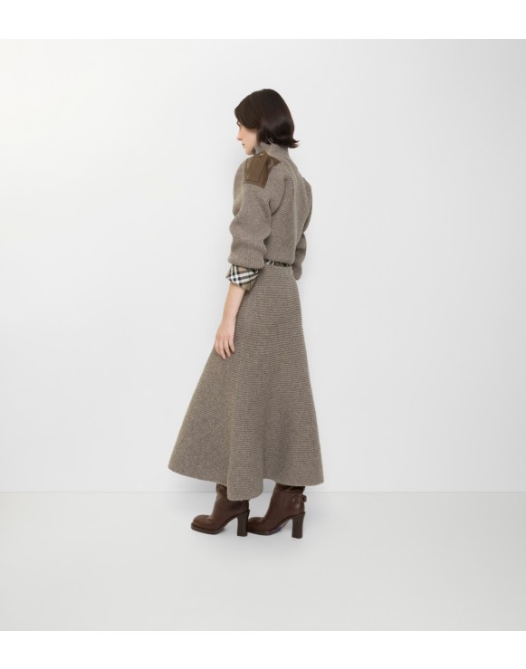 美品✨バーバリー ゴルフ スカート ひざ丈 ノバチェック ベージュ 楽天市場】バーバリー スカート ノバチェックの通販