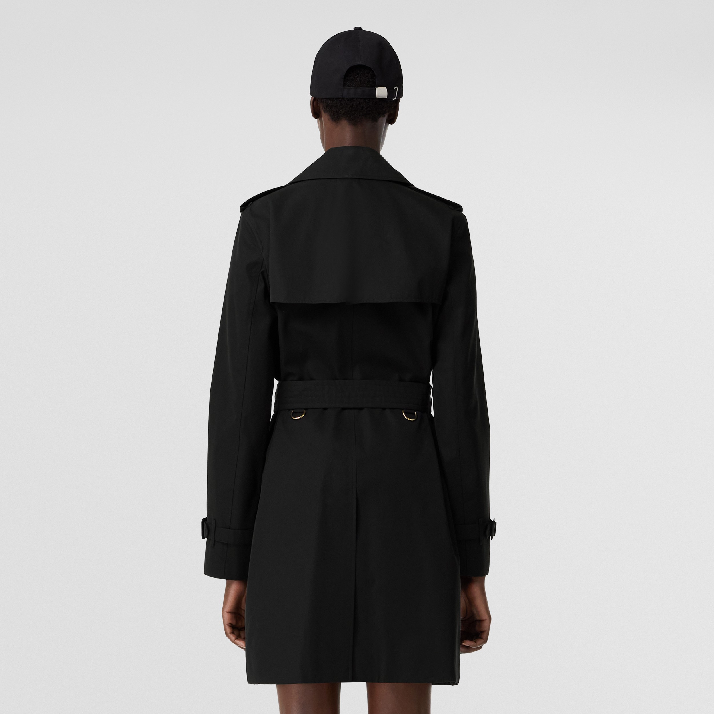 伊斯灵顿版型 – 短款 Trench 风衣 (黑色) - 女士 | Burberry® 博柏利官网 - 3