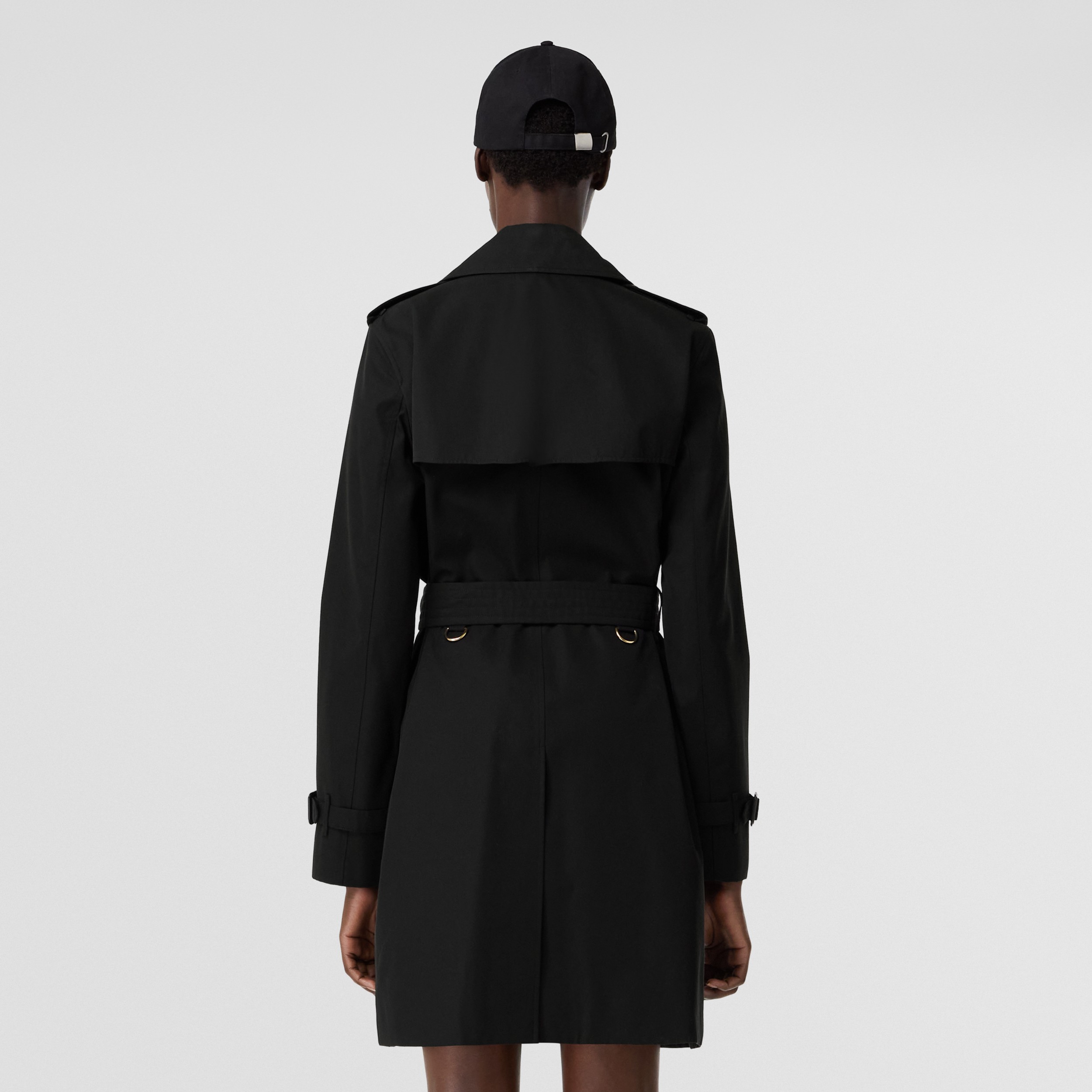 The Short Islington Trench Coat in Black - Women | Burberry® Official