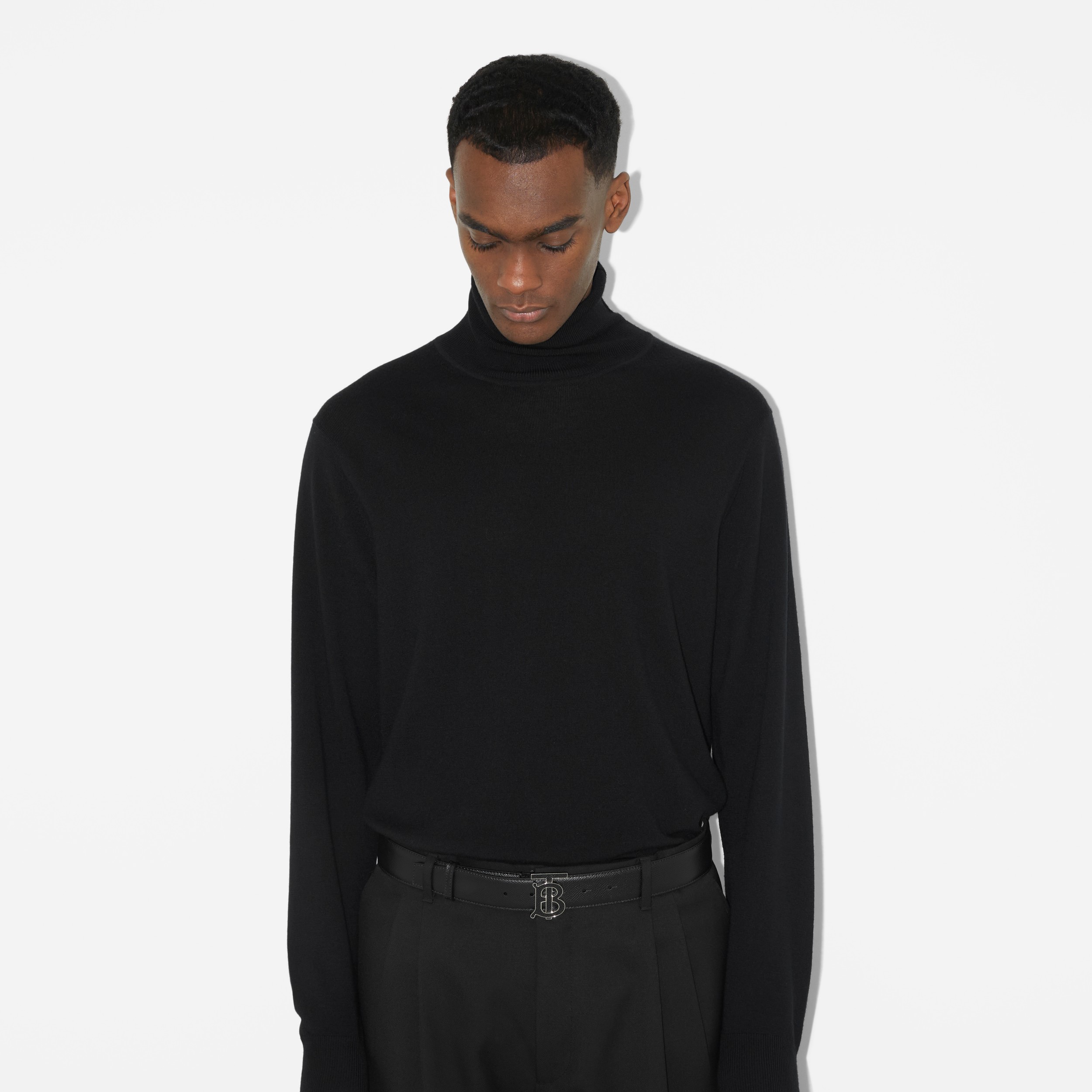 Burberry グレイニーレザーTBベルト-