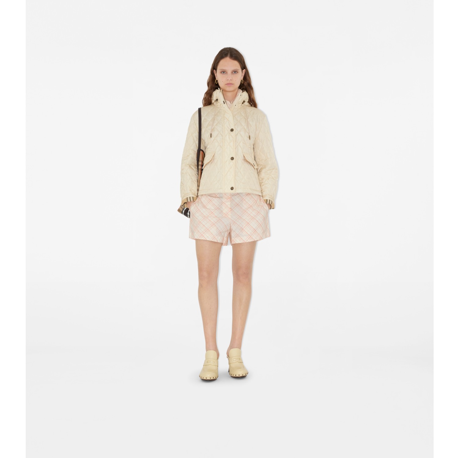 Veste courte matelassée à capuche en nylon