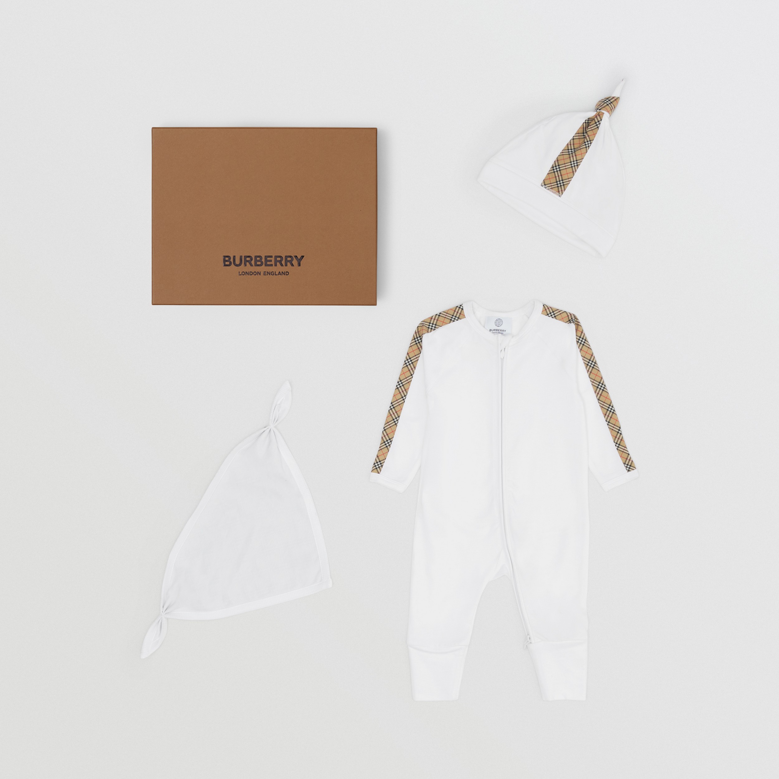 Check Trim Cotton Three-piece Baby Gift Set in White - Children | Burberry® Official - 1