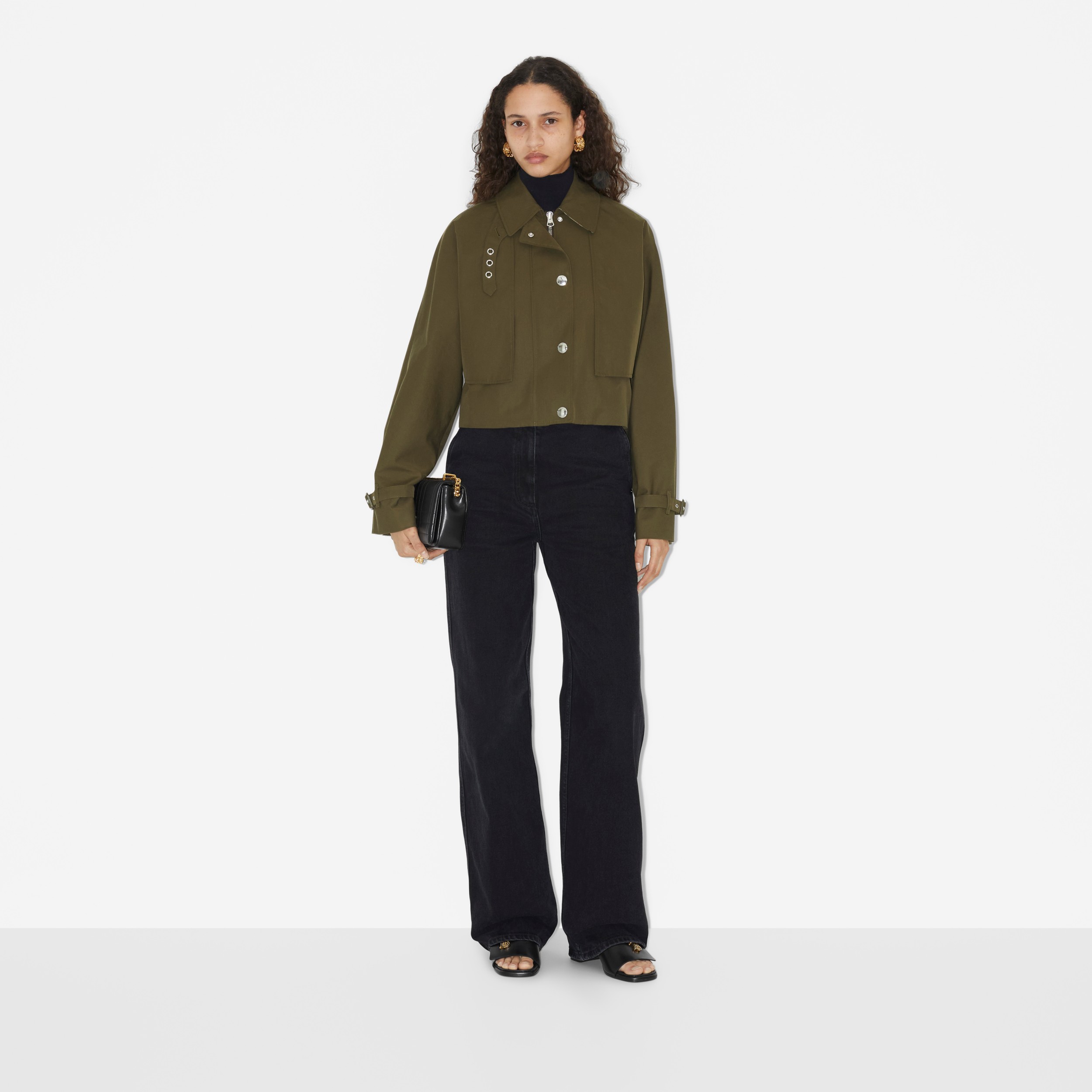 Cropped-Jacke aus Tropengabardine (Dunkles Militärkhaki) - Damen | Burberry® - 2
