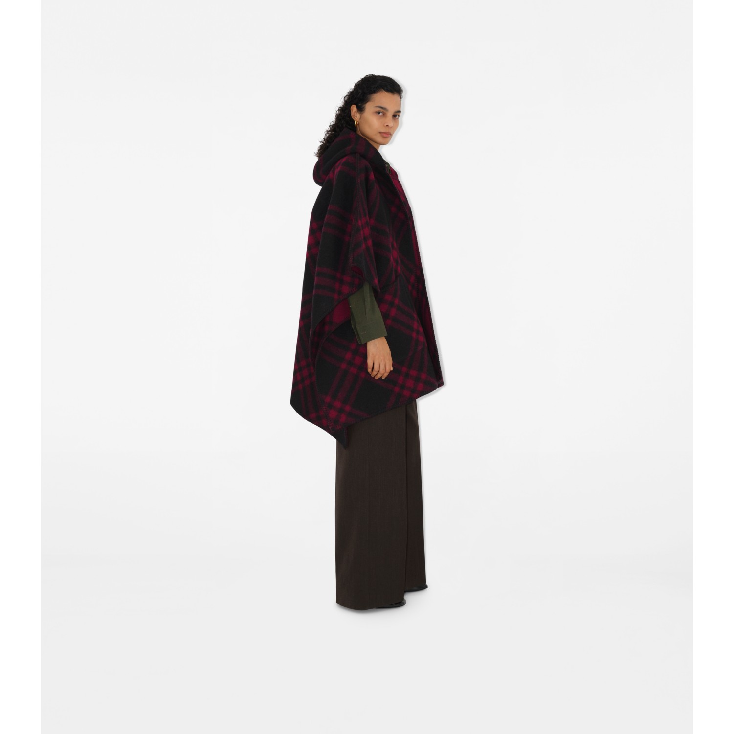 ポンチョ・ケープ Burberry Black Wool Reversible Cape Reversible Check Wool Cashmere Cape in Black | Burberry