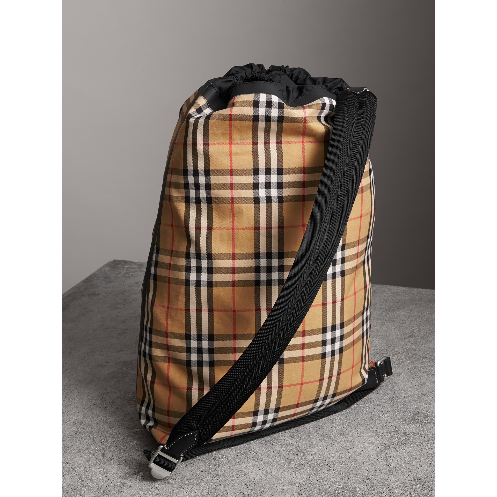 Medium Vintage Check Cotton Duffle Bag in Antique Yellow Burberry