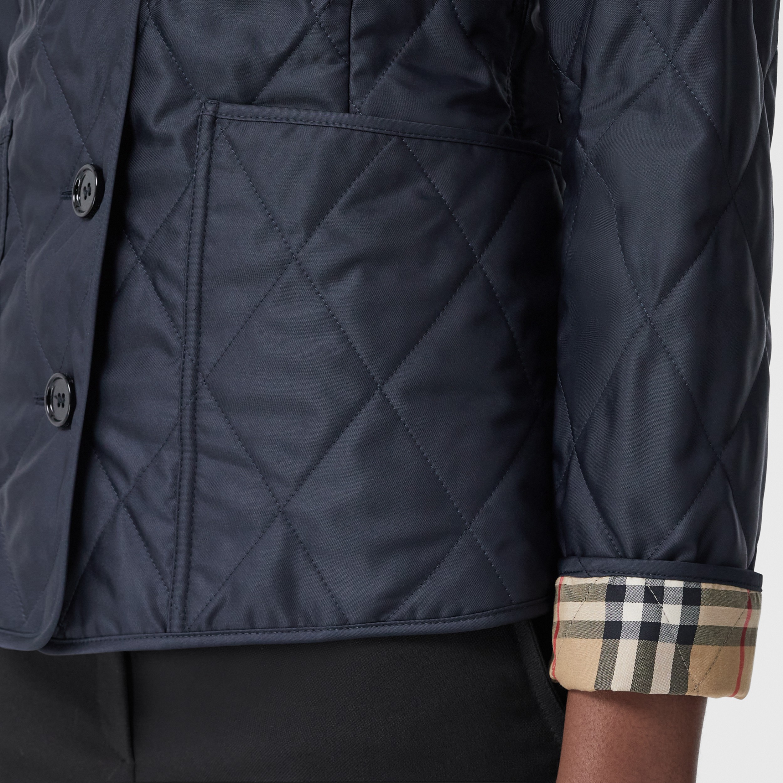 Diamond Quilted Thermoregulated Jacket in Midnight - Women | Burberry® Official - 4