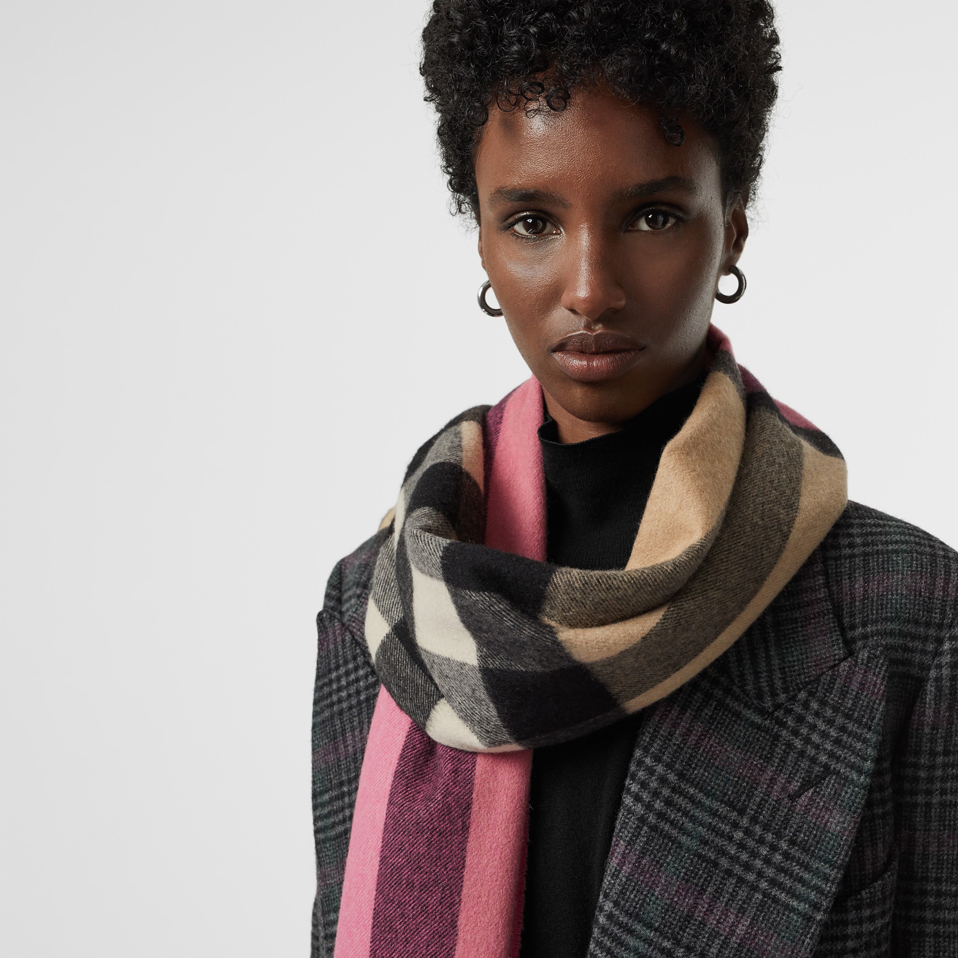 Burberry Cashmere Burberry Heart Scarf Pink Kalinga Ashok Burberry - Main Image