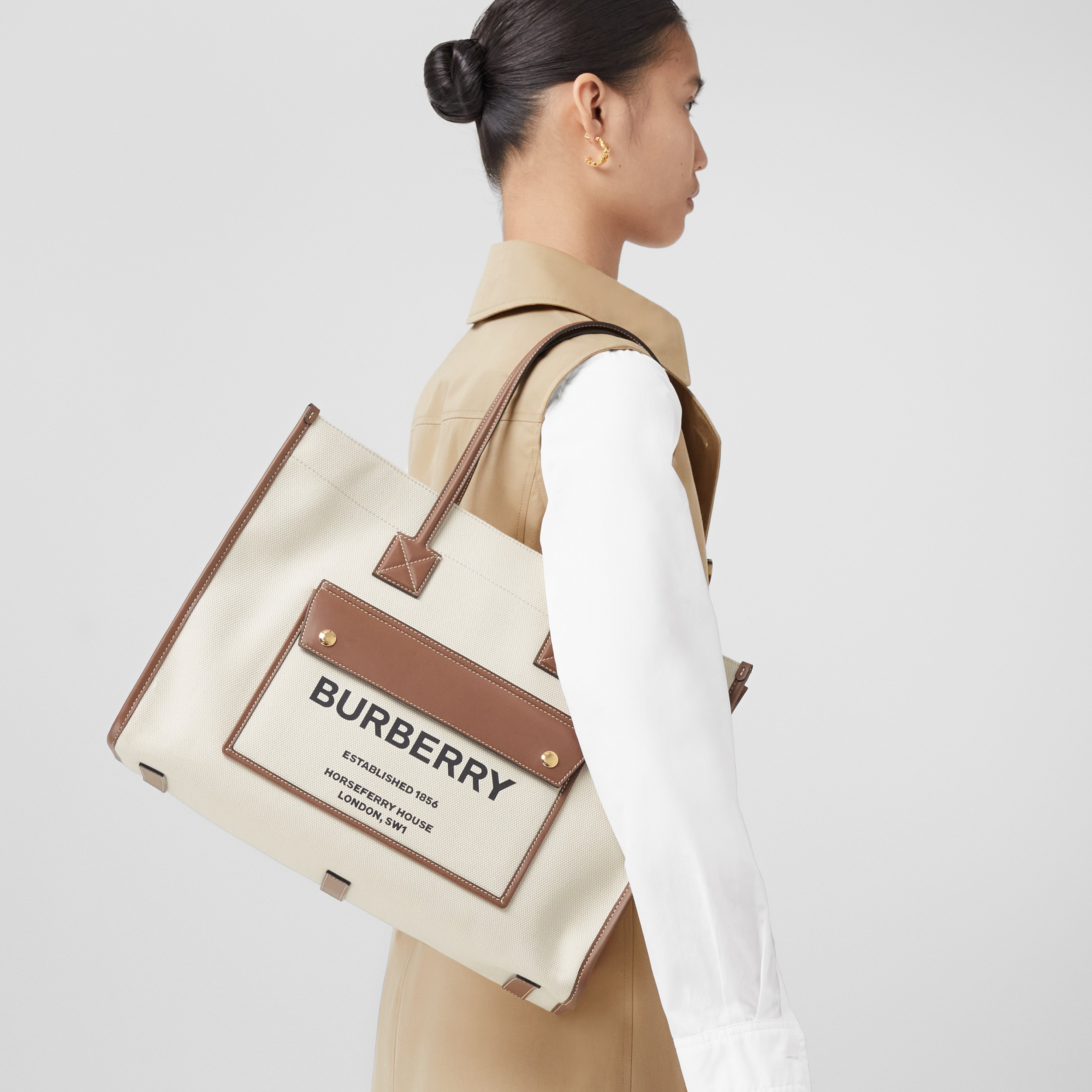 Two-tone Canvas and Leather Medium Freya Tote in Natural/tan | Burberry® Official - 3