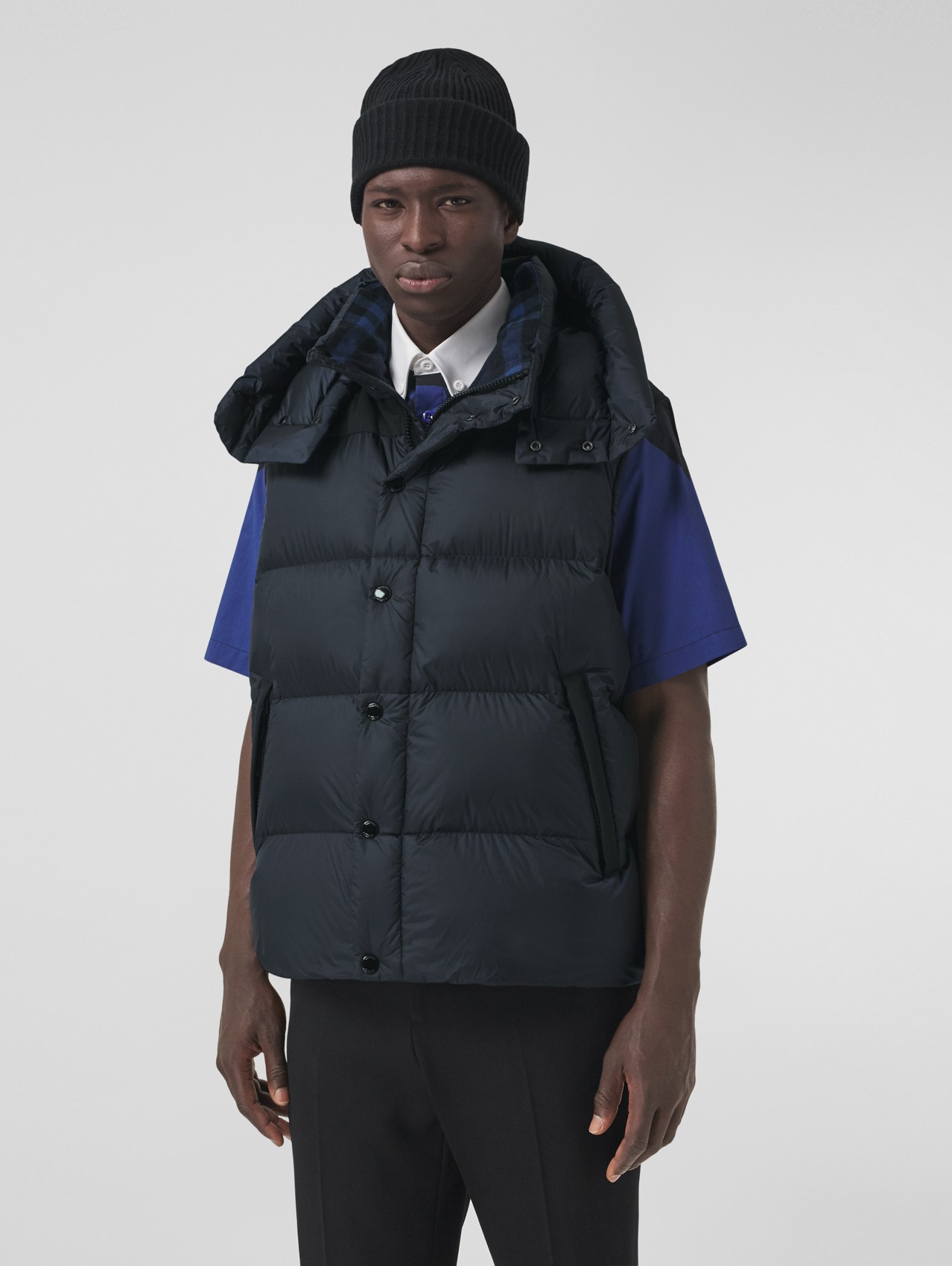 Detachable Sleeve Hooded Puffer Jacket in Navy