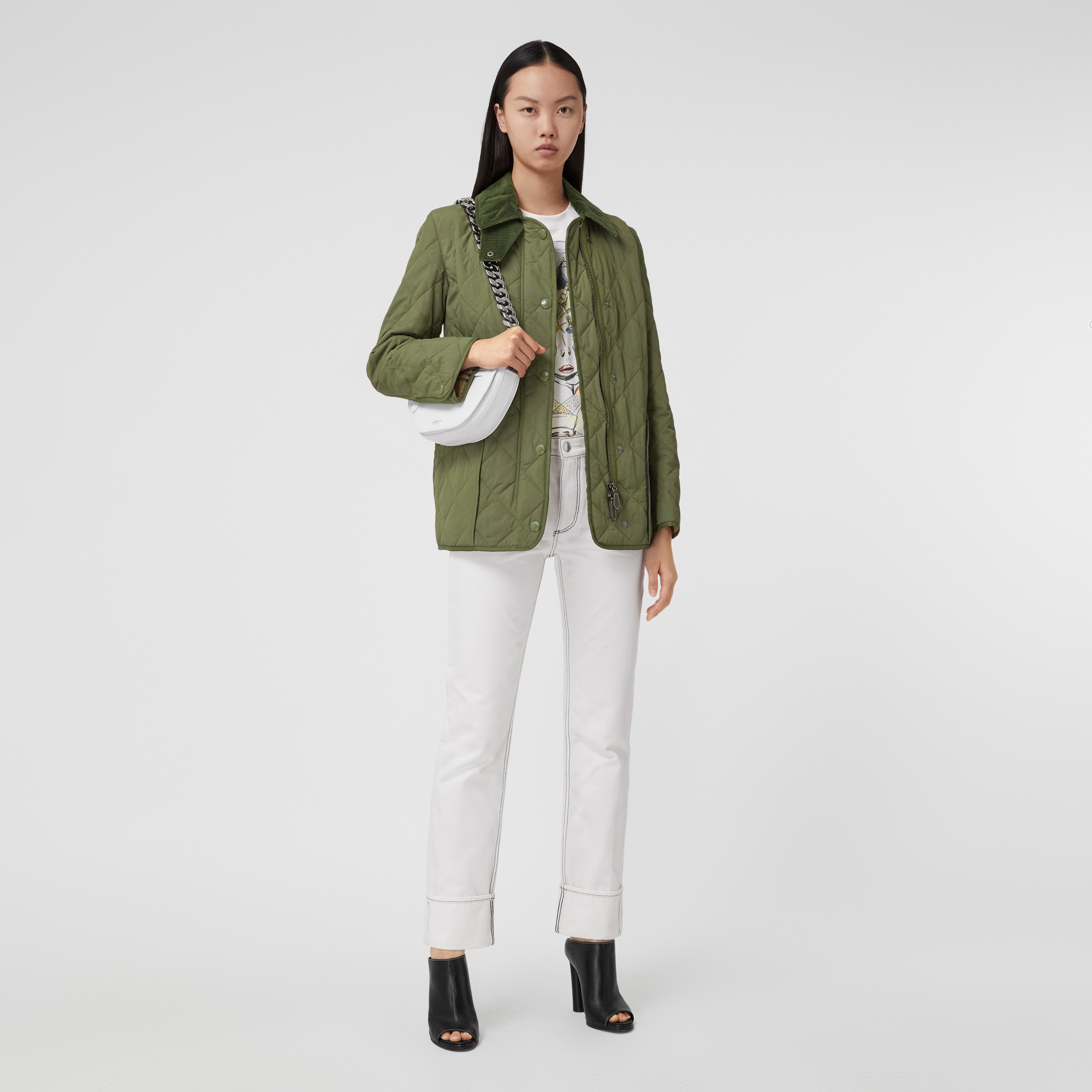 Diamond Quilted Thermoregulated Barn Jacket in Poplar Green - Women ...