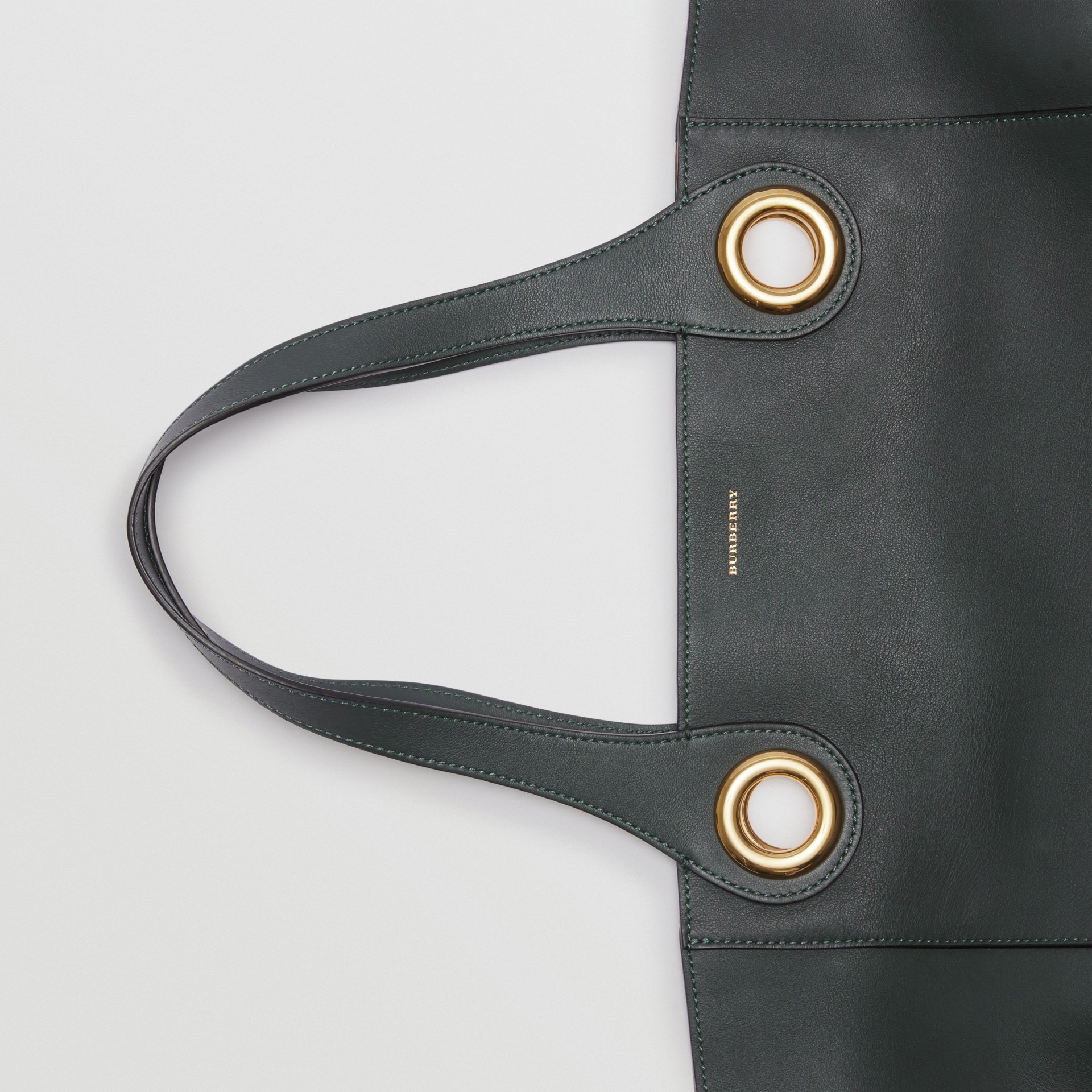 The Leather Grommet Detail Tote in Dark Emerald Women Burberry