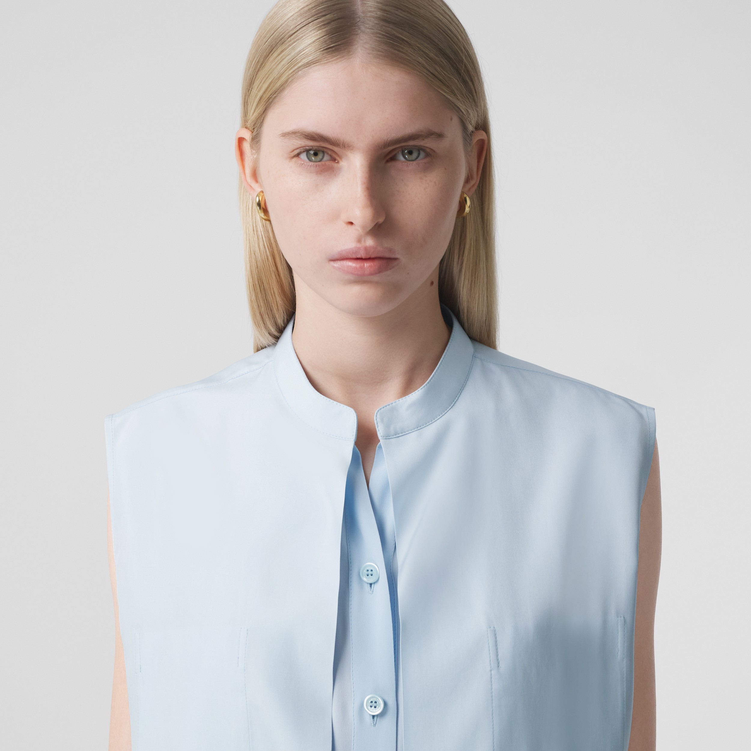 Logo Detail Sleeveless Silk Crepe de Chine Shirt in Pale Blue - Women | Burberry® Official - 2