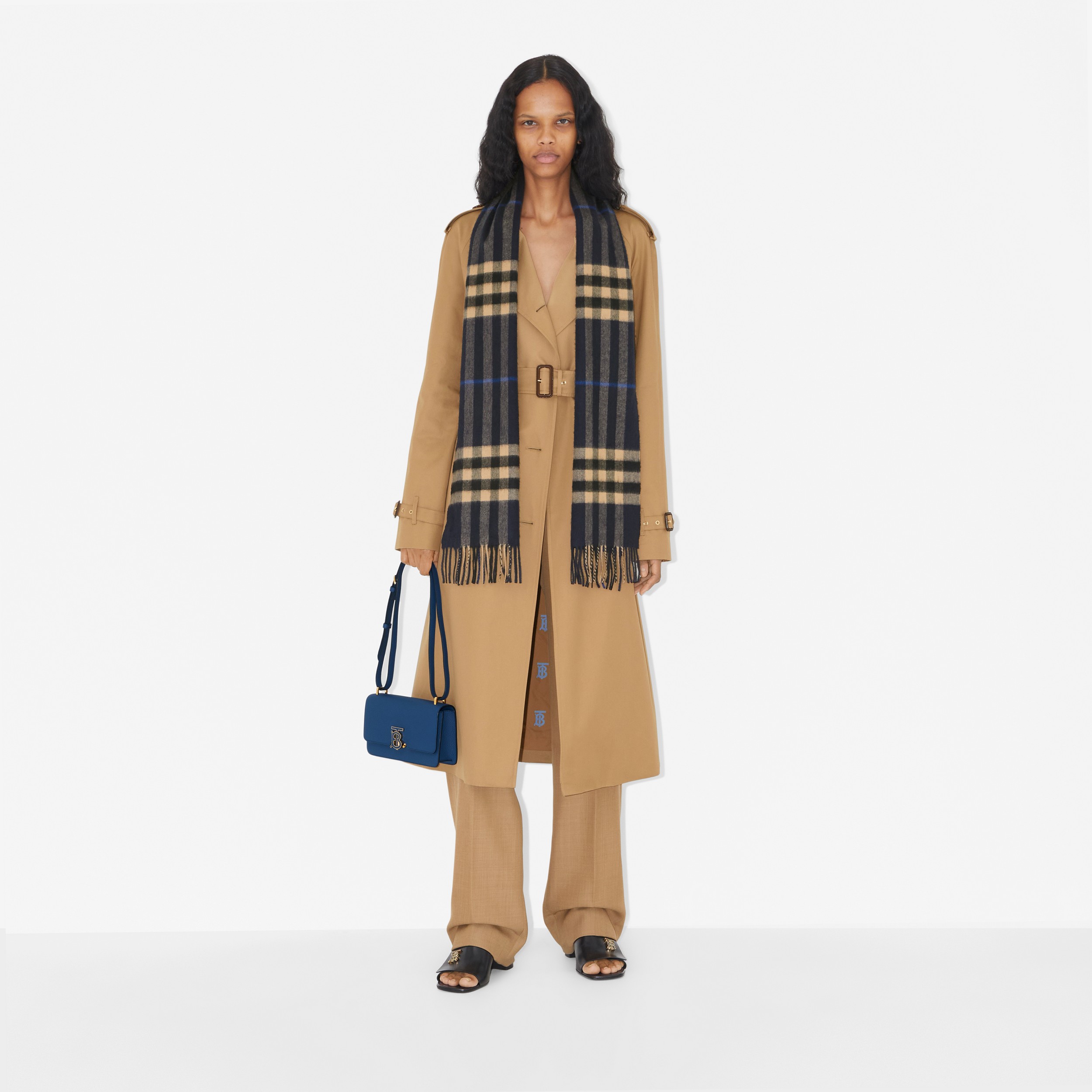 The Burberry Check Cashmere Scarf in Indigo/mid Camel | Burberry® Official - 4