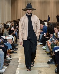 SS23 Look 07