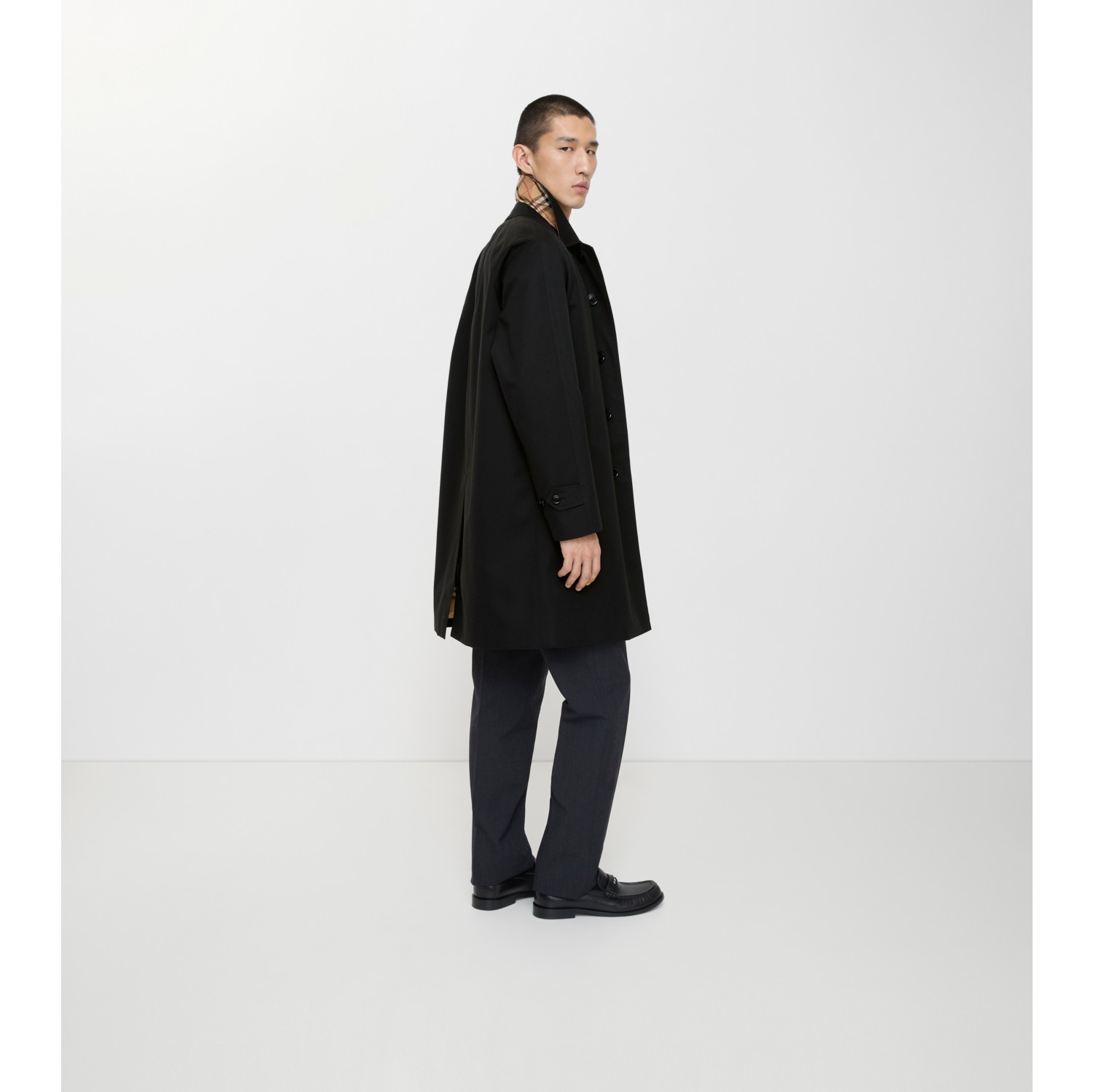 Mid-length Camden Heritage Car Coat in Black - Men, Cotton Gabardine | Burberry® Official