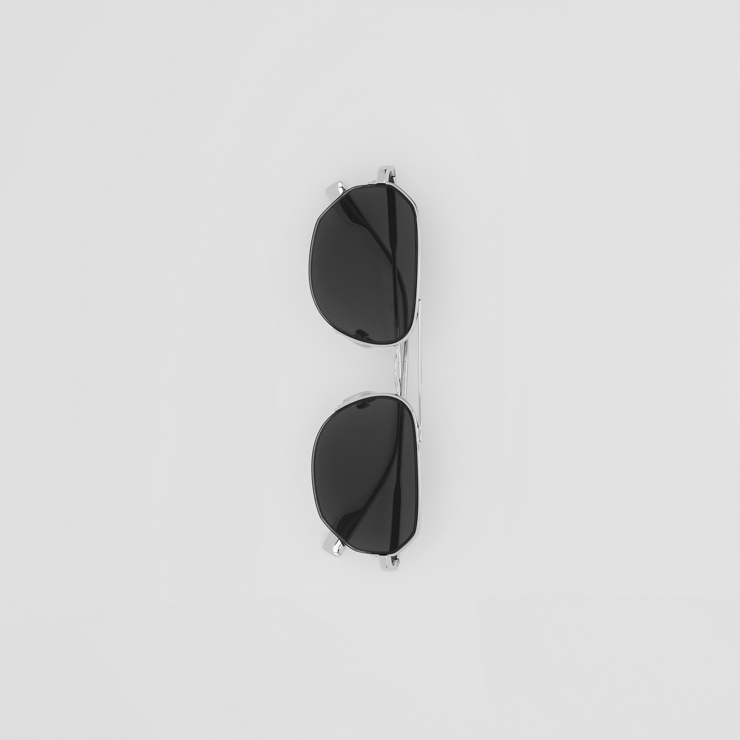 Sonnenbrille mit geometrischer Fassung (Silberfarben) - Herren | Burberry® - 4