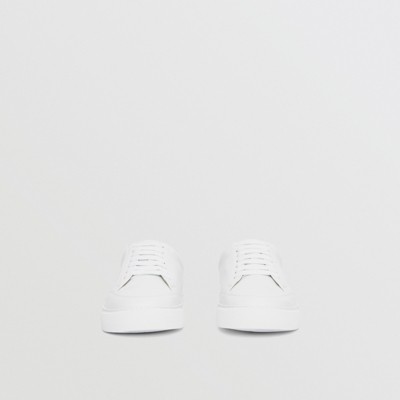 white ups sneakers