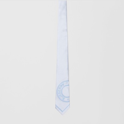 light blue burberry tie