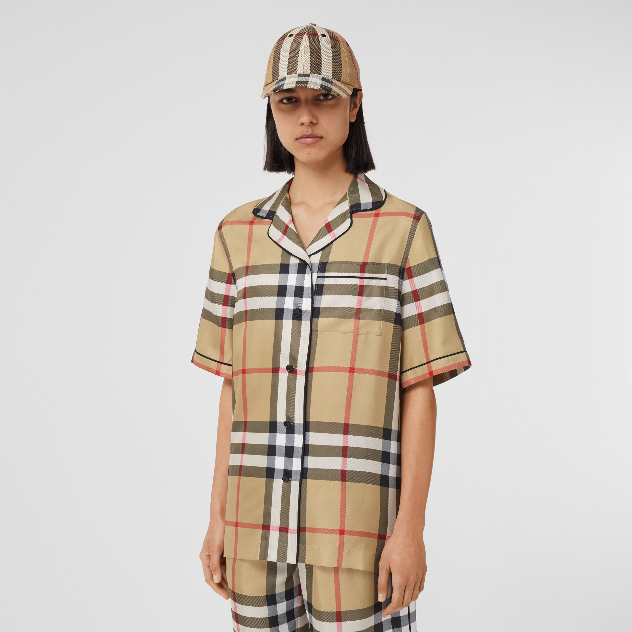Pyjamaoberteil aus Seide im Vintage Check-Design (Vintage-beige) | Burberry® - 1