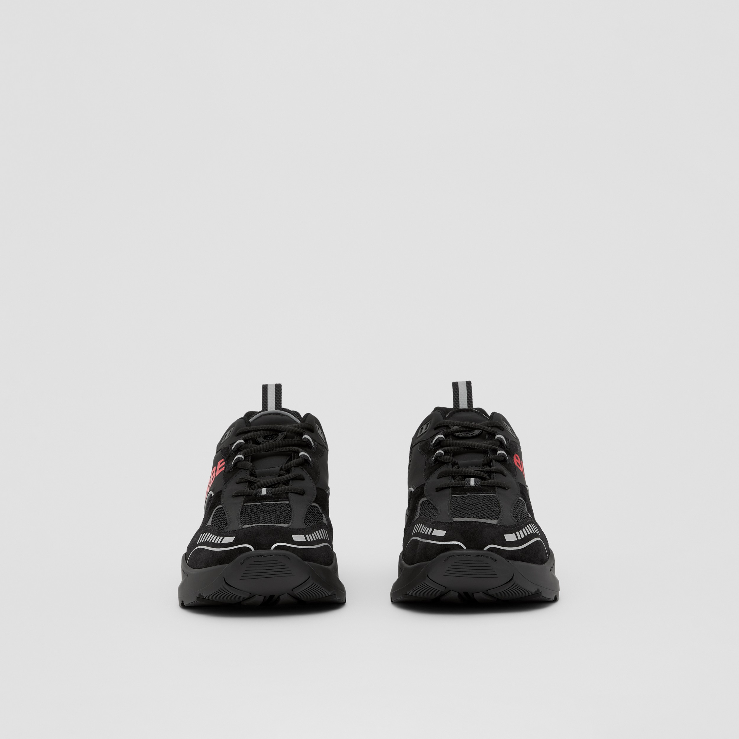 Sneakers en cuir velours et mesh avec logo (Noir/rouge Vif) - Homme | Site officiel Burberry® - 4