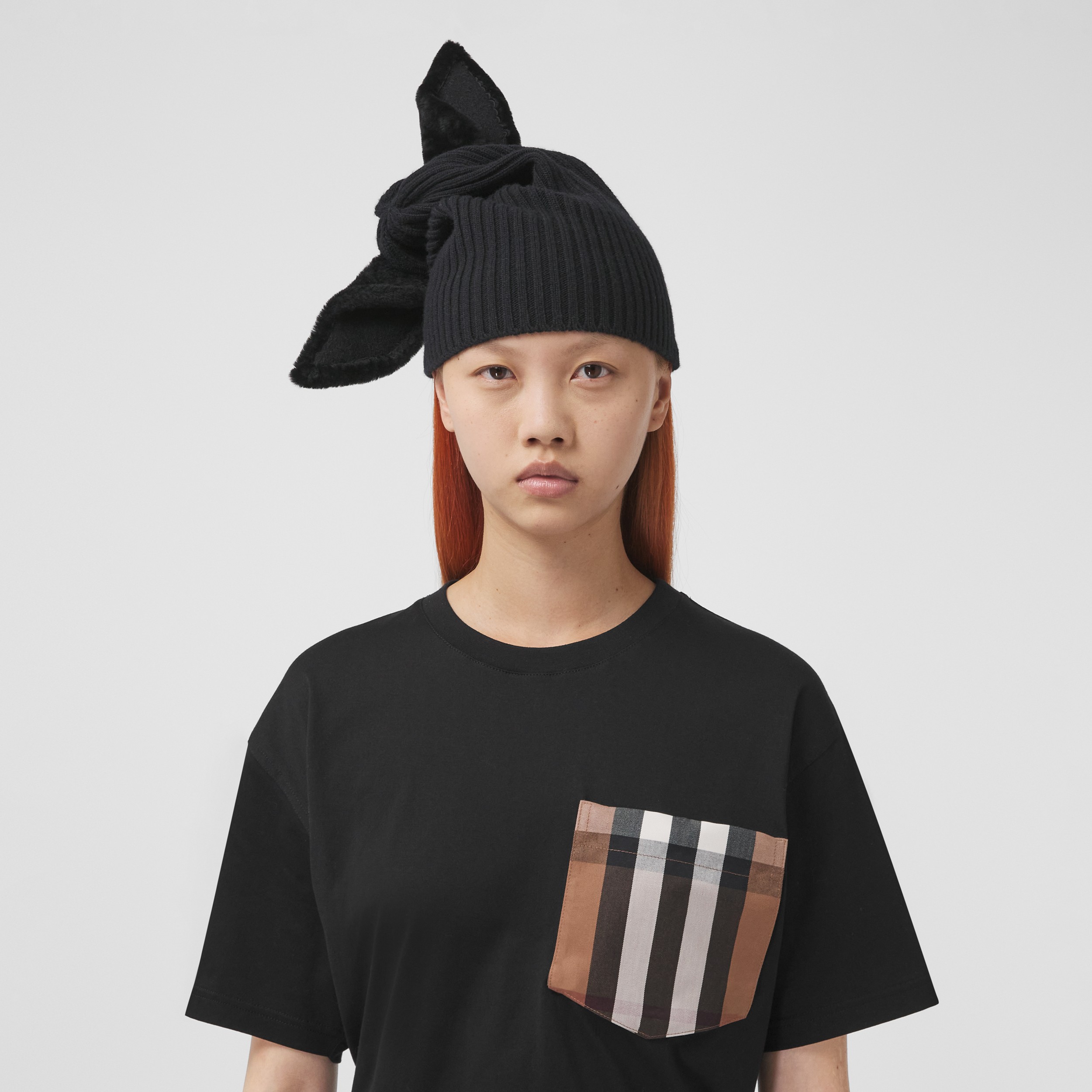 Check Pocket Cotton Oversized T-shirt in Black - Women | Burberry® Official - 2