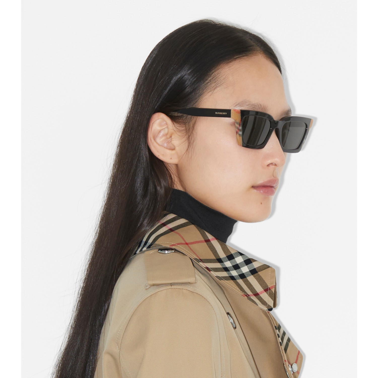 Burberry on sale rectangle sunglasses