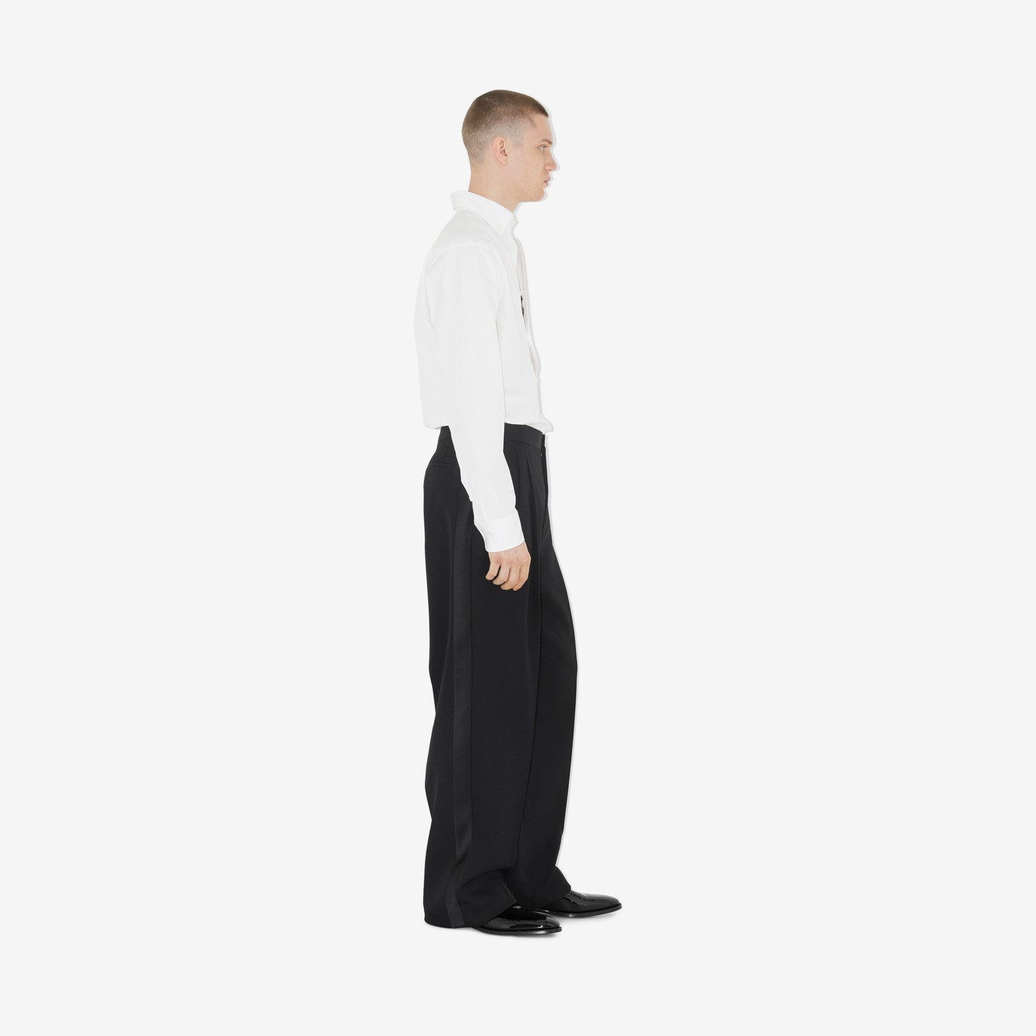 모노그램 EKD 코튼 슬림핏 셔츠 (옵틱 화이트) - 남성 | Burberry®