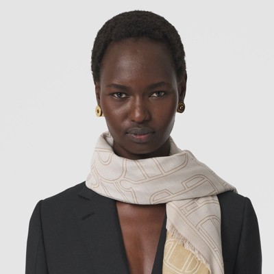 burberry logo organic wool jacquard scarf