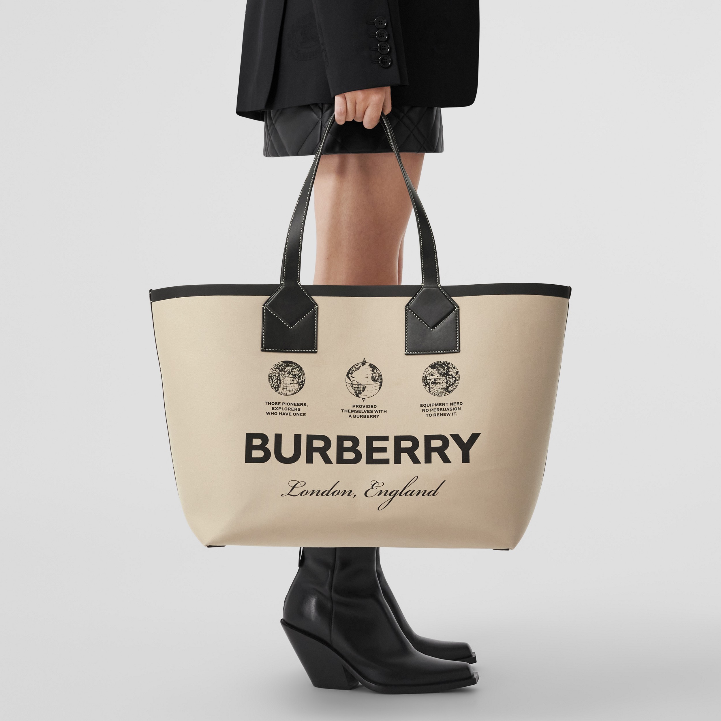 Label Print Cotton and Leather Large London Tote Bag in Beige - Women | Burberry® Official - 3