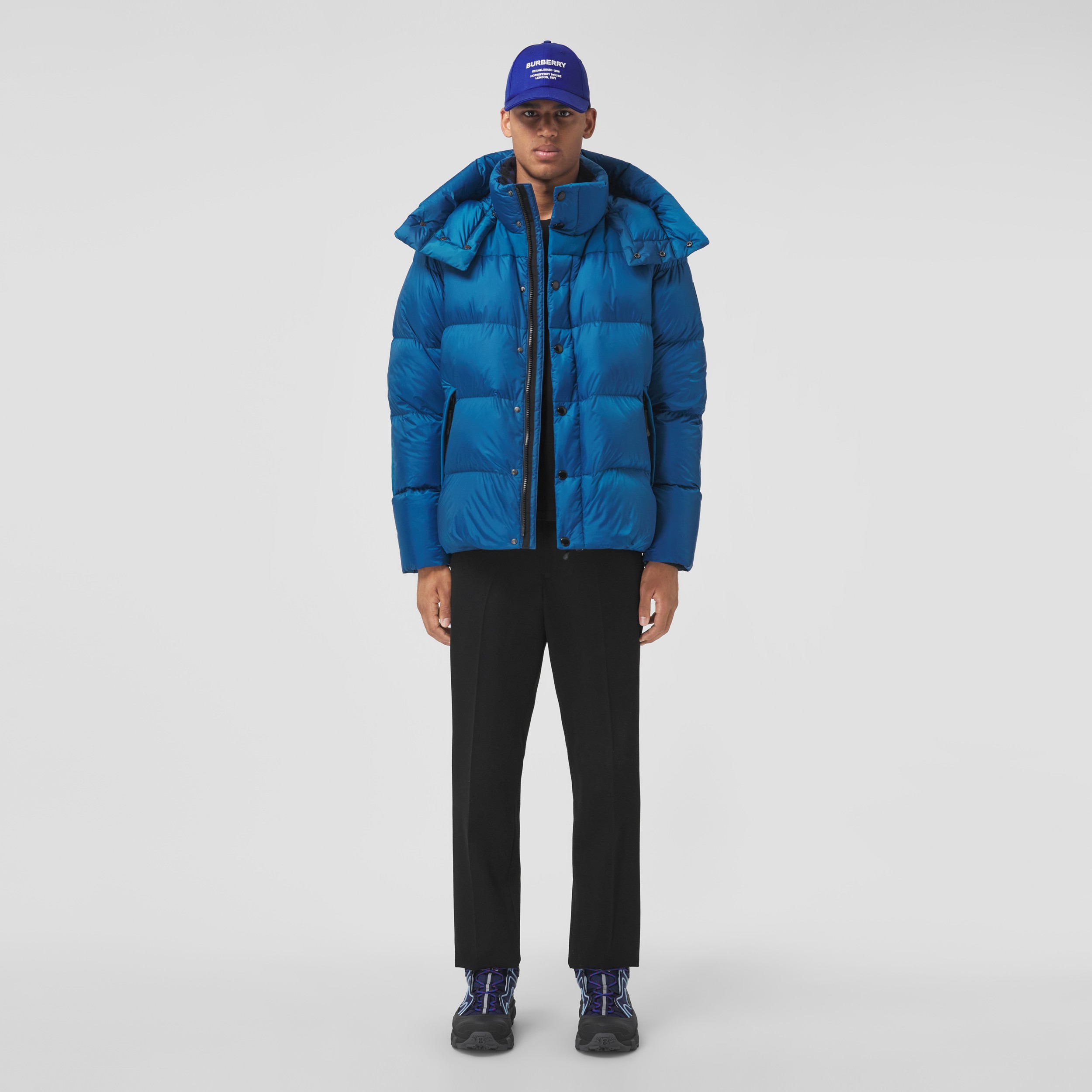 Detachable Sleeve Hooded Puffer Jacket in Midnight Navy Men