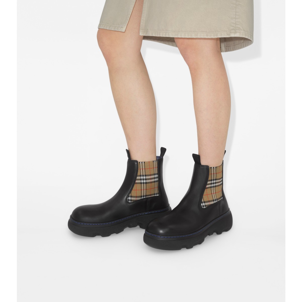  Check Leather Creeper Low Chelsea Boots