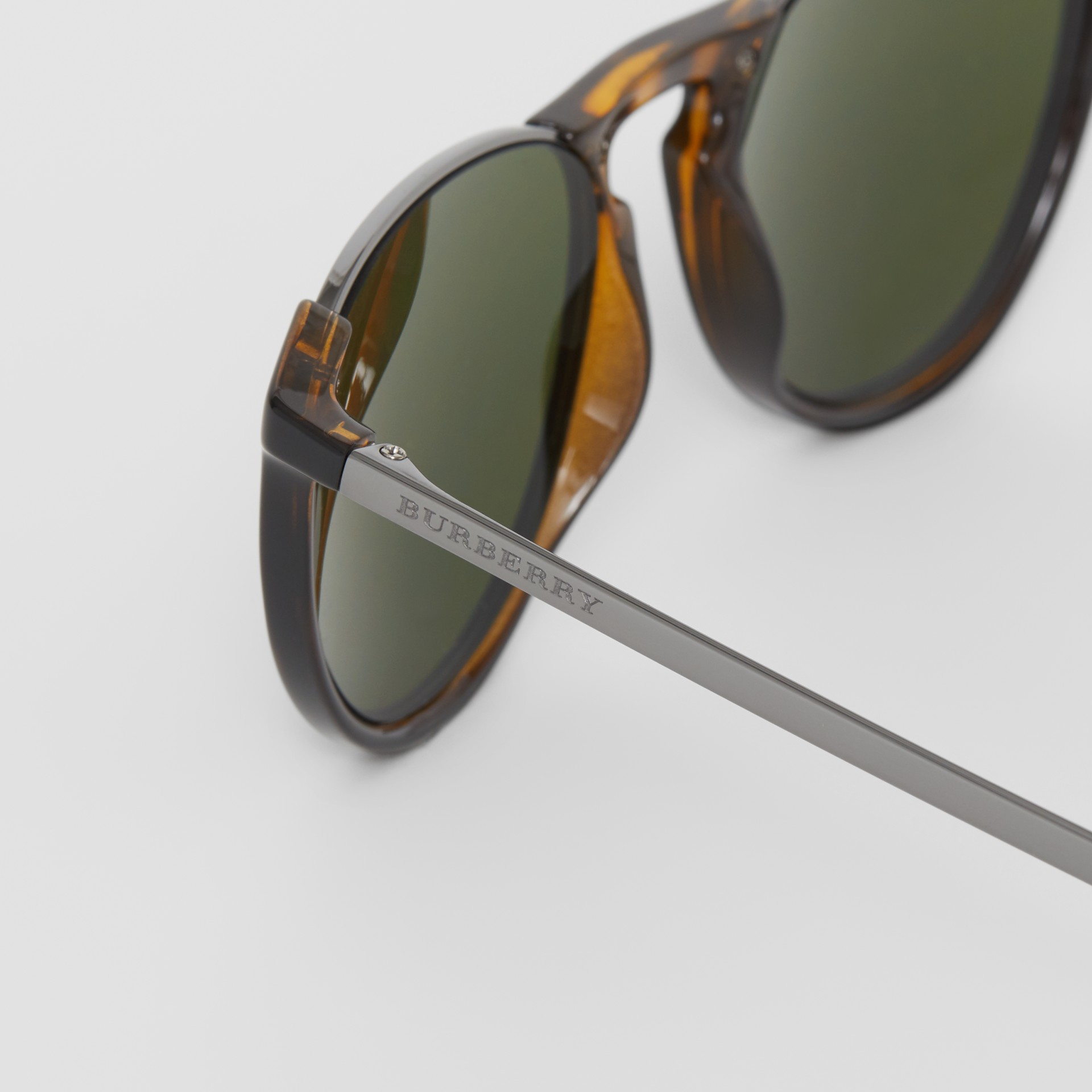 burberry keyhole round frame sunglasses
