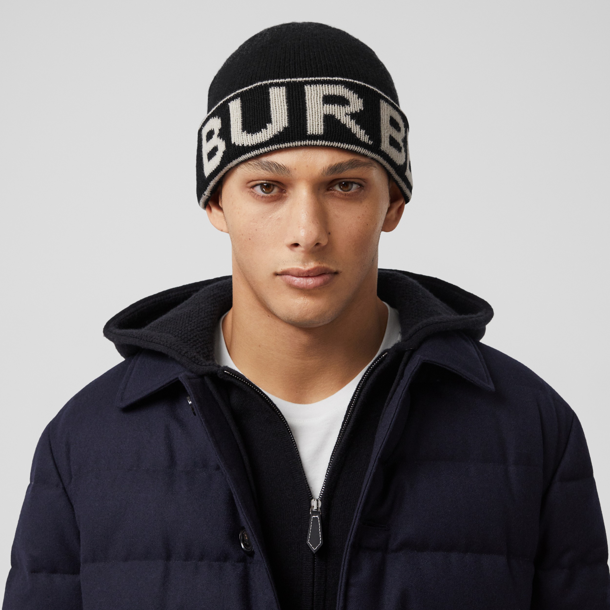 Logo Intarsia Cashmere Beanie in Black | Burberry® Official - 4
