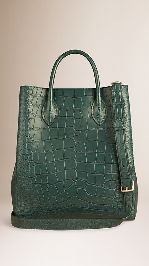 The Carryall in Alligator | Burberry