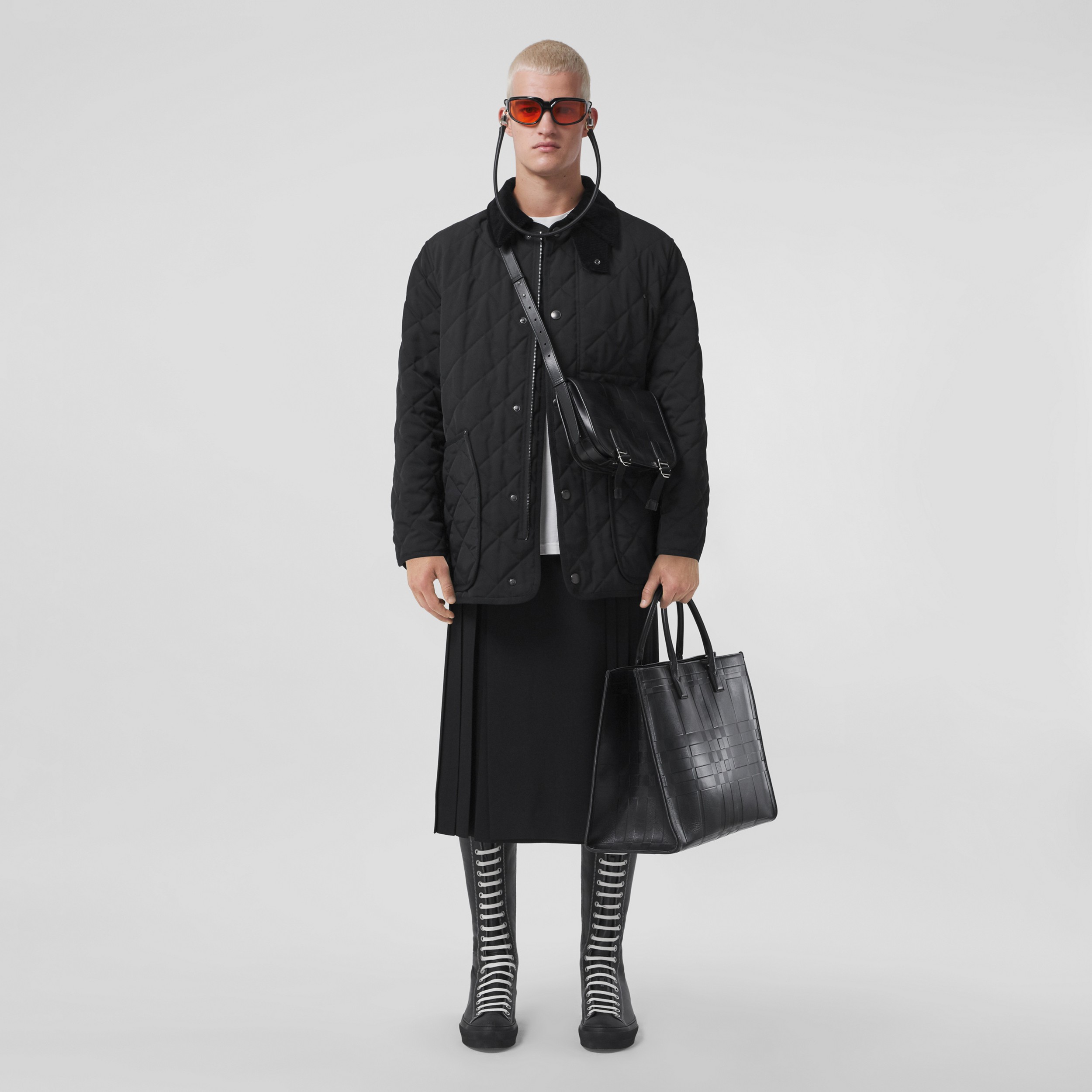 Veste de campagne matelassée avec col en velours côtelé (Noir) - Homme | Site officiel Burberry® - 1