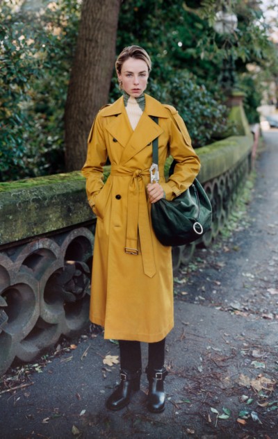 The Long Kensington Heritage Trench Coat in Honey - Women, Cotton Gabardine  | Burberry® Official