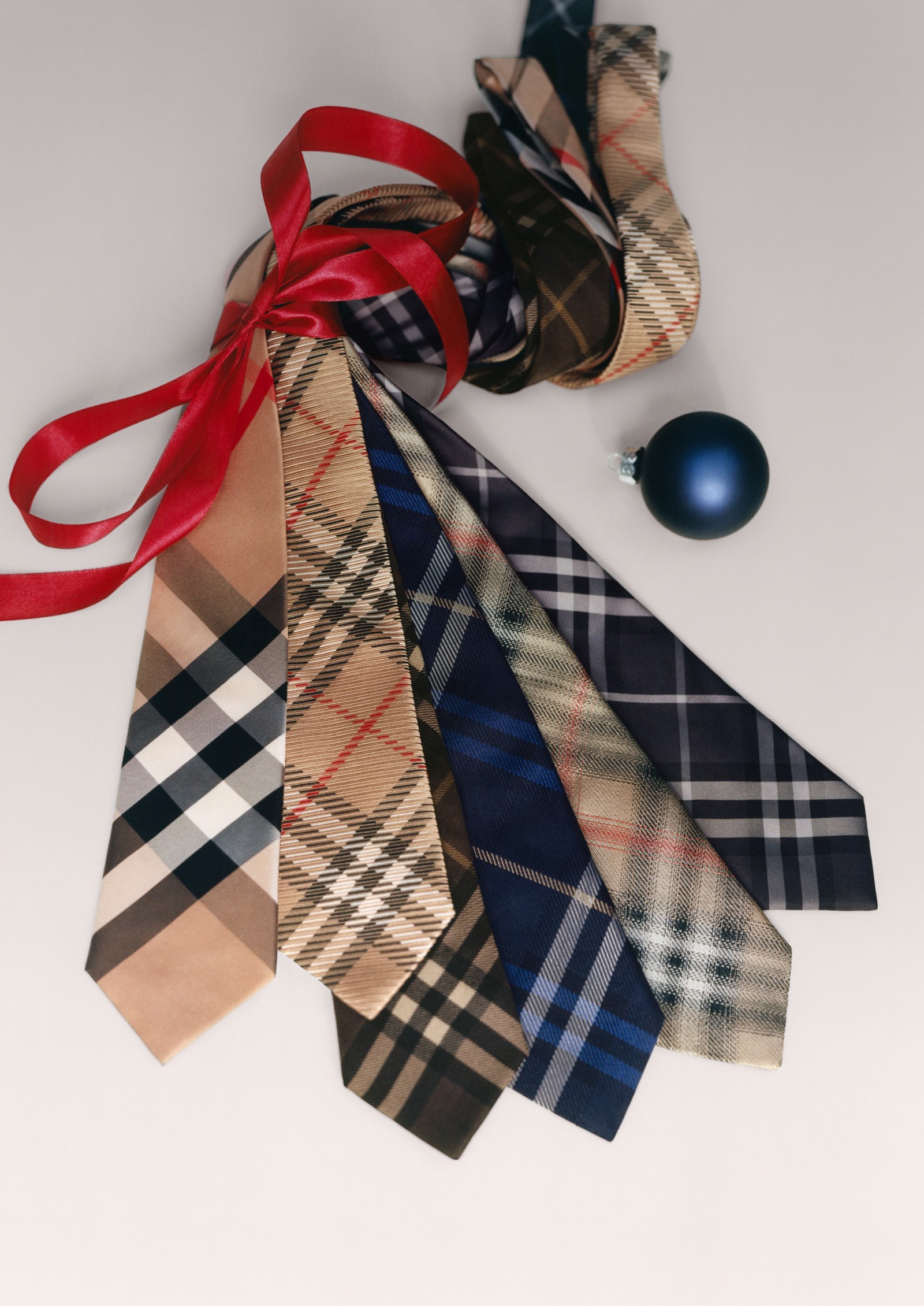 A16ADA54-B7F6-4A28-9B33-