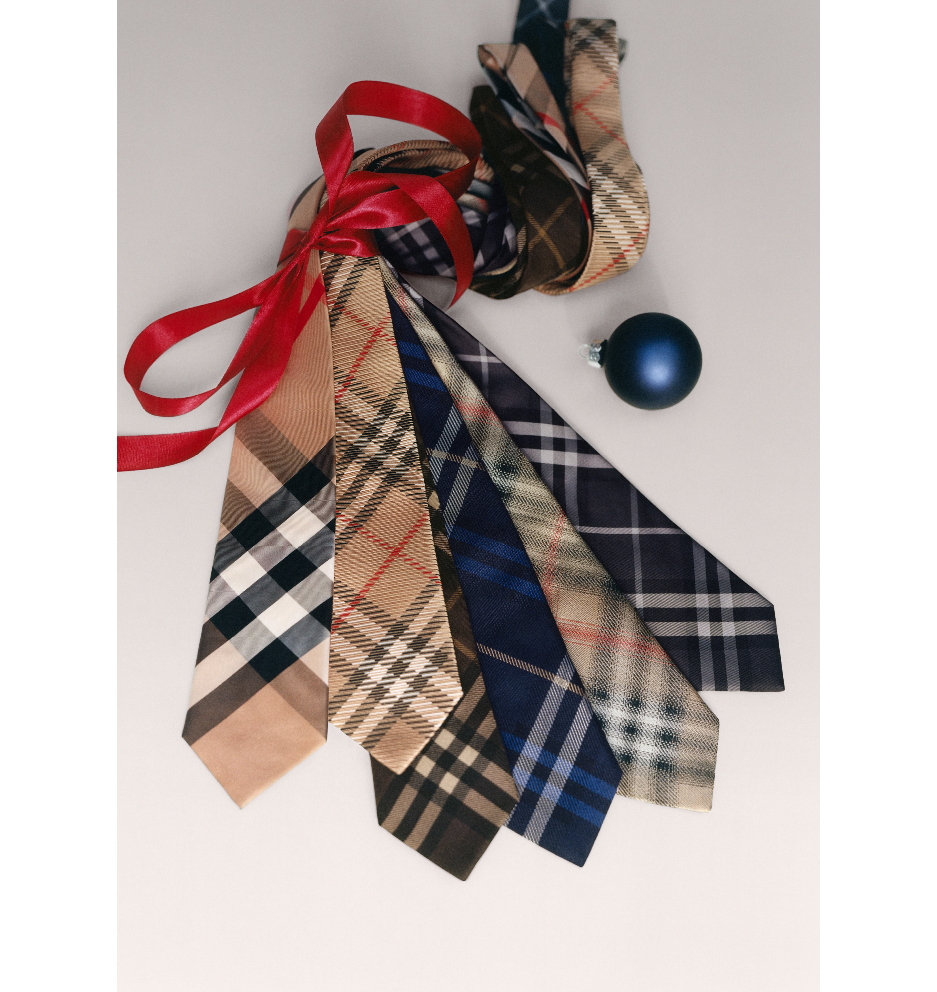 A16ADA54-B7F6-4A28-9B33-