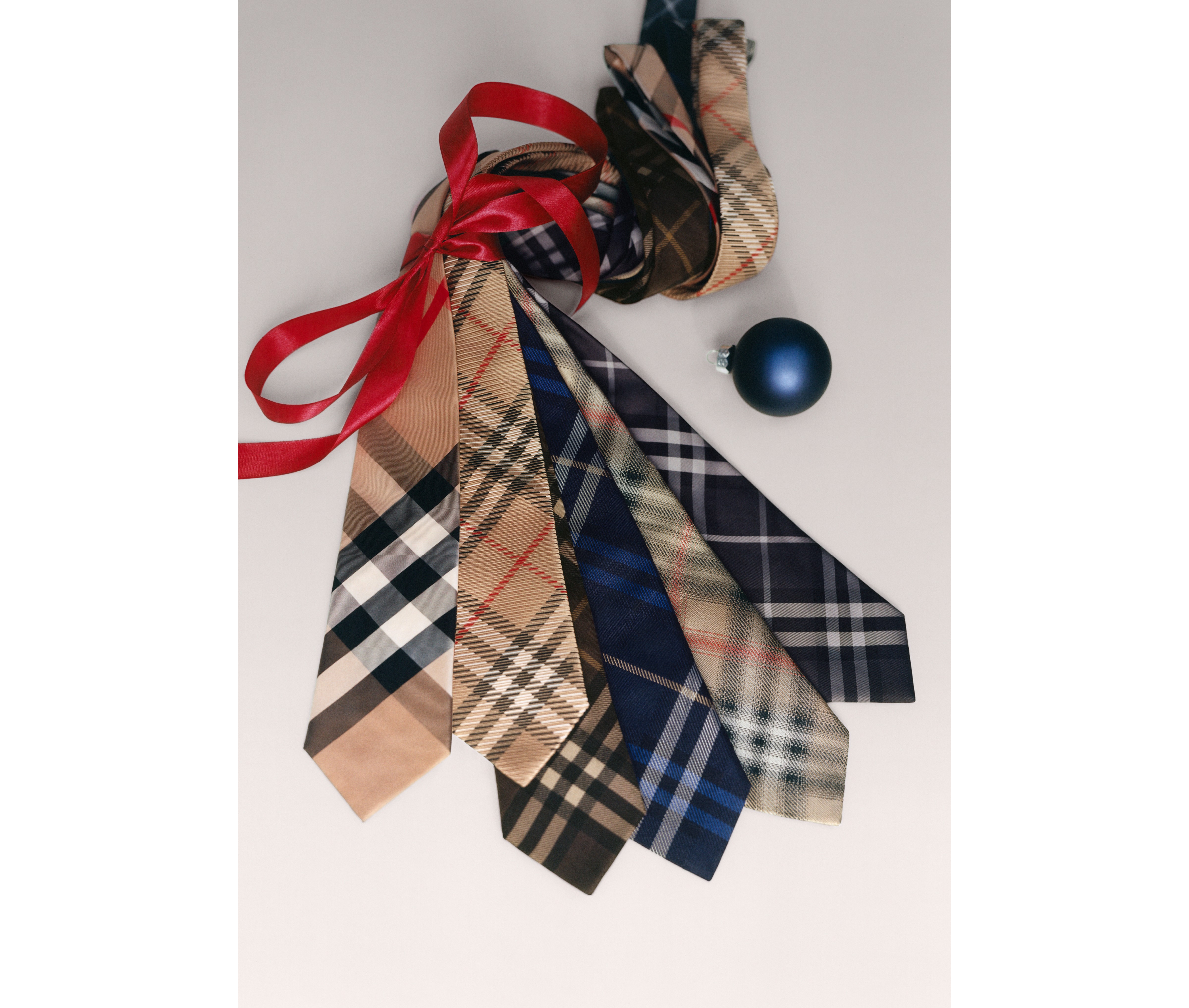 デザイナー ネクタイ＆カフリンクス | Burberry® 公式サイト