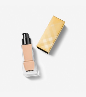 Ultimate Glow Foundation – 40 Light Cool - Women | Burberry® Official