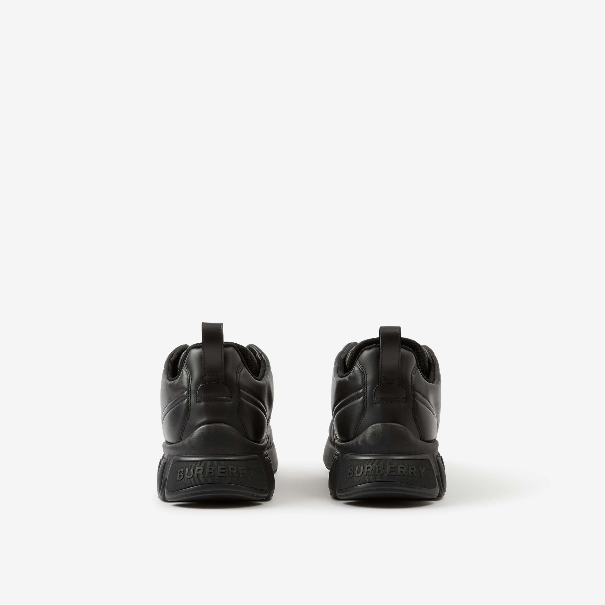 Sneakers classiques en cuir matelassé (Noir) | Site officiel Burberry® - 3