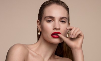 burberry kisses lip lacquer swatches