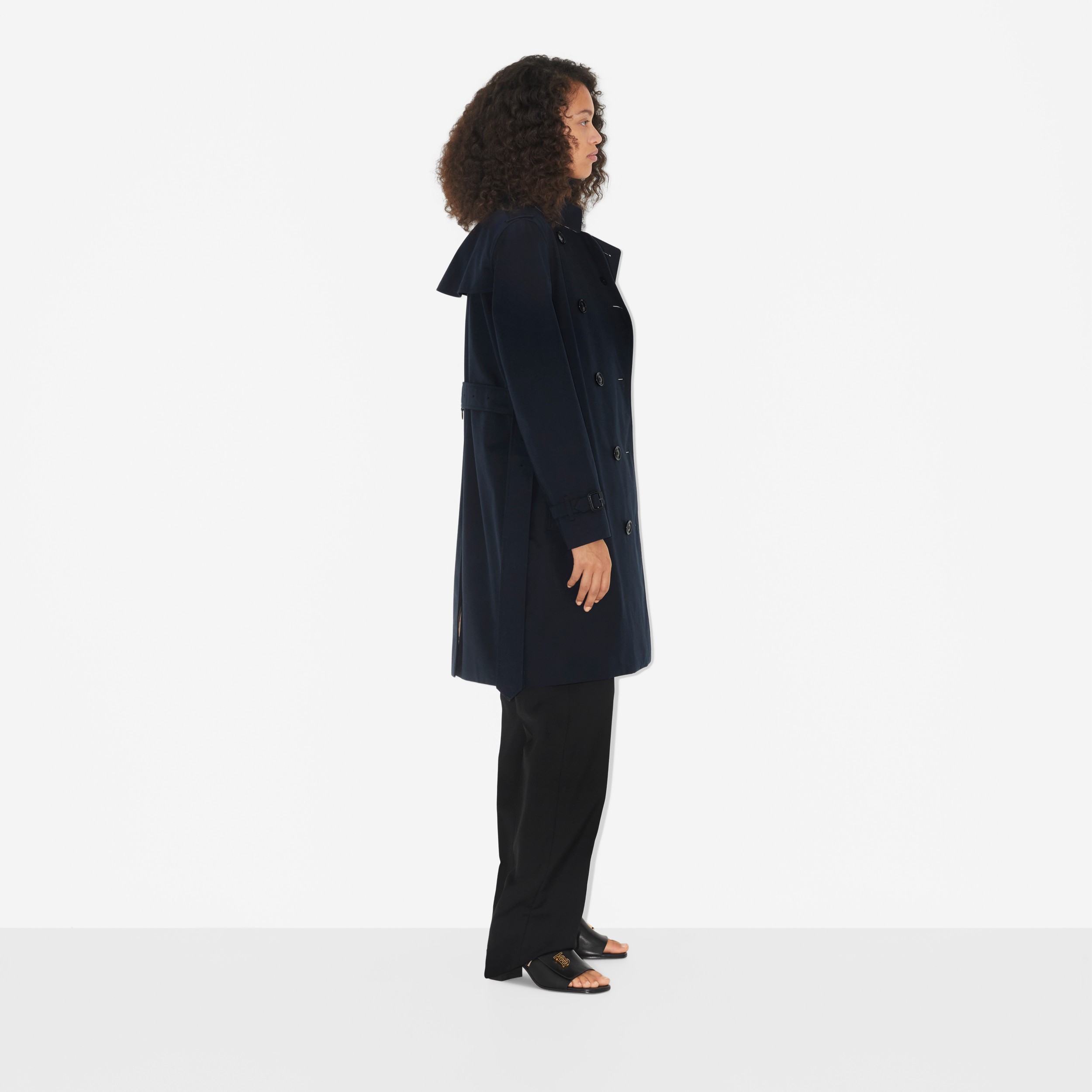 Mid-length Kensington Heritage Trench Coat in Coal Blue - Women | Burberry® Official - 3