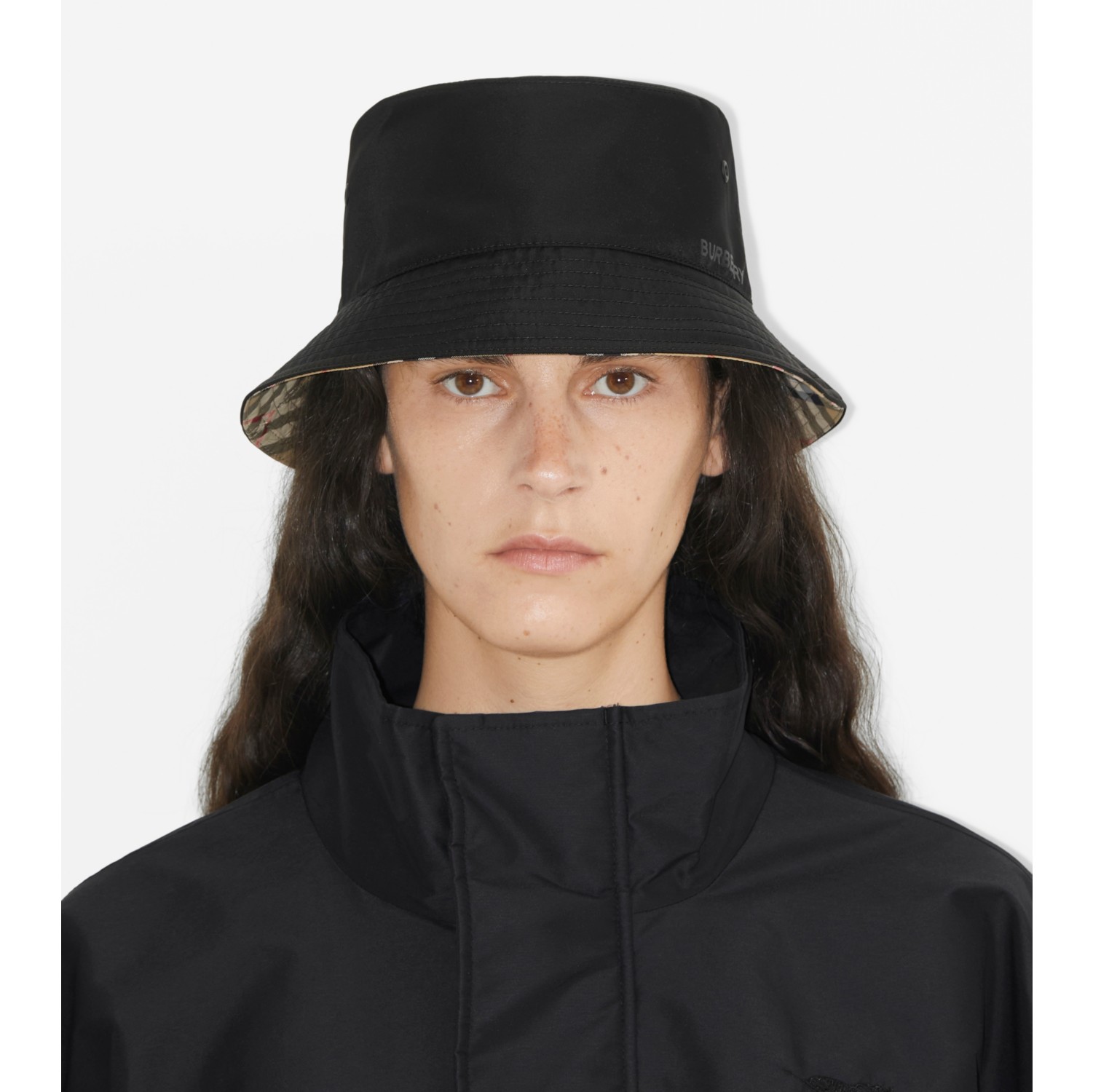 Burberry rain 2025 hat black