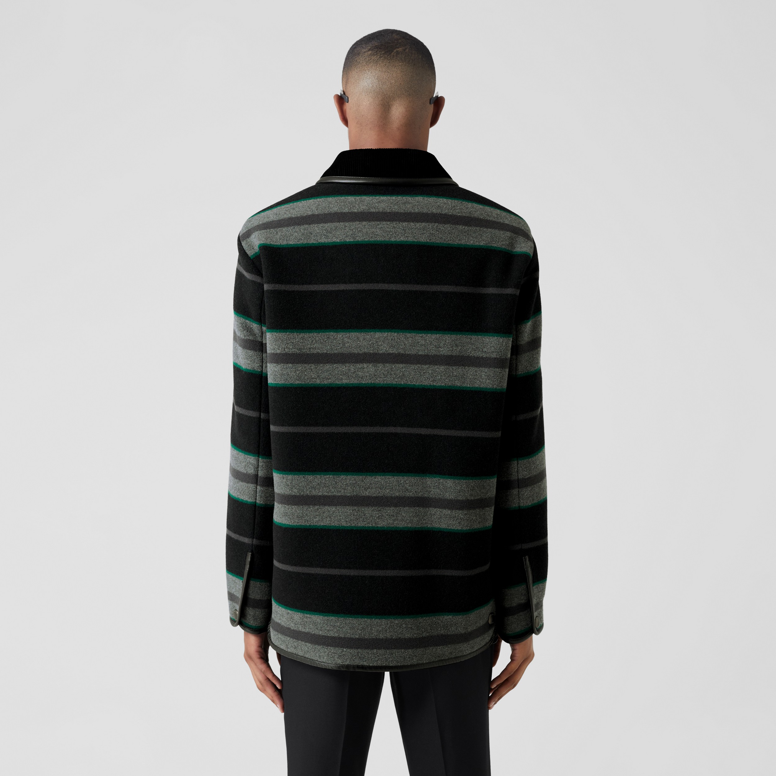 Veste utilitaire en laine rayée avec logo brodé (Gris Tonnerre Sombre) - Homme | Site officiel Burberry® - 3