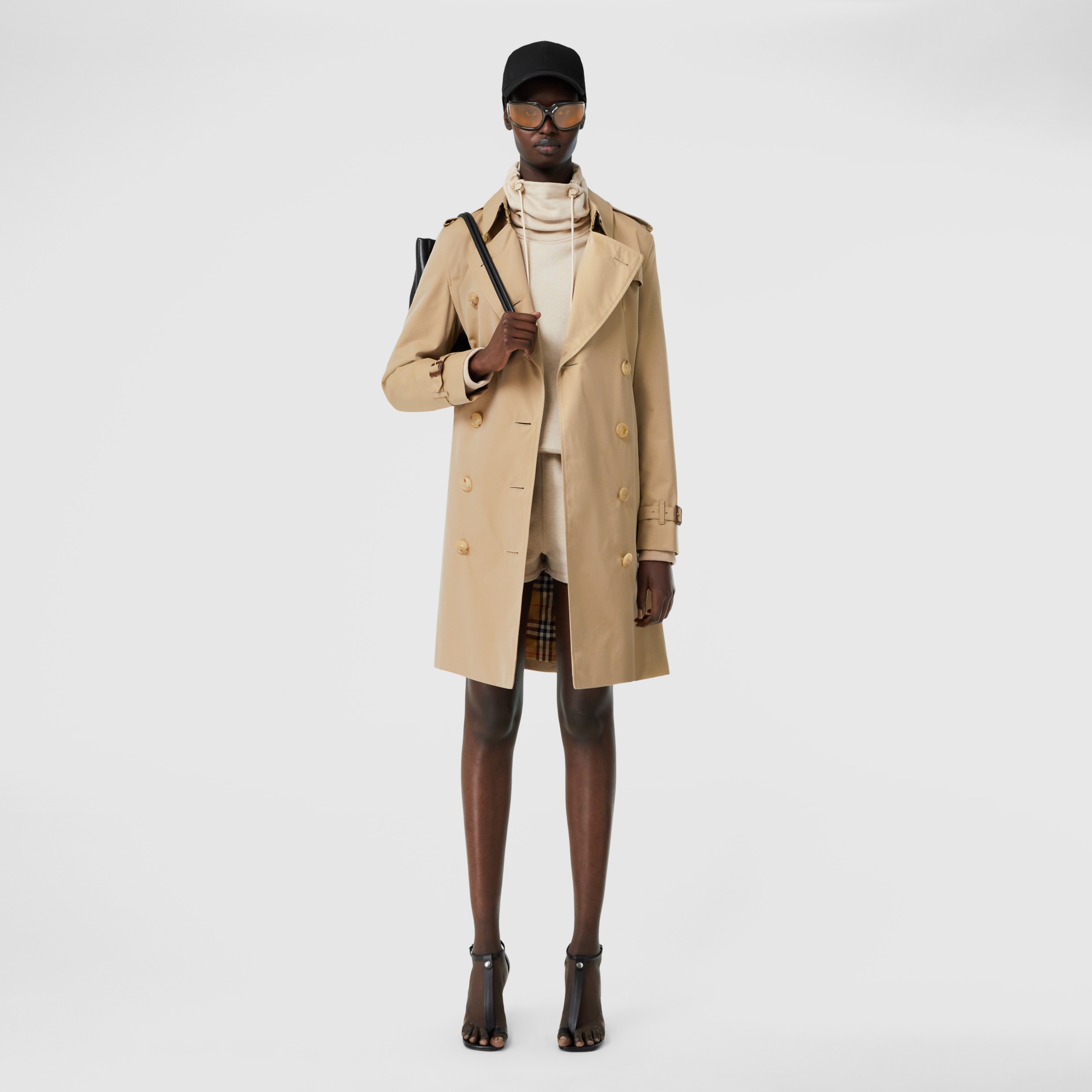 The Mid-length Kensington Heritage Trench Coat in Honey | Burberry® Official